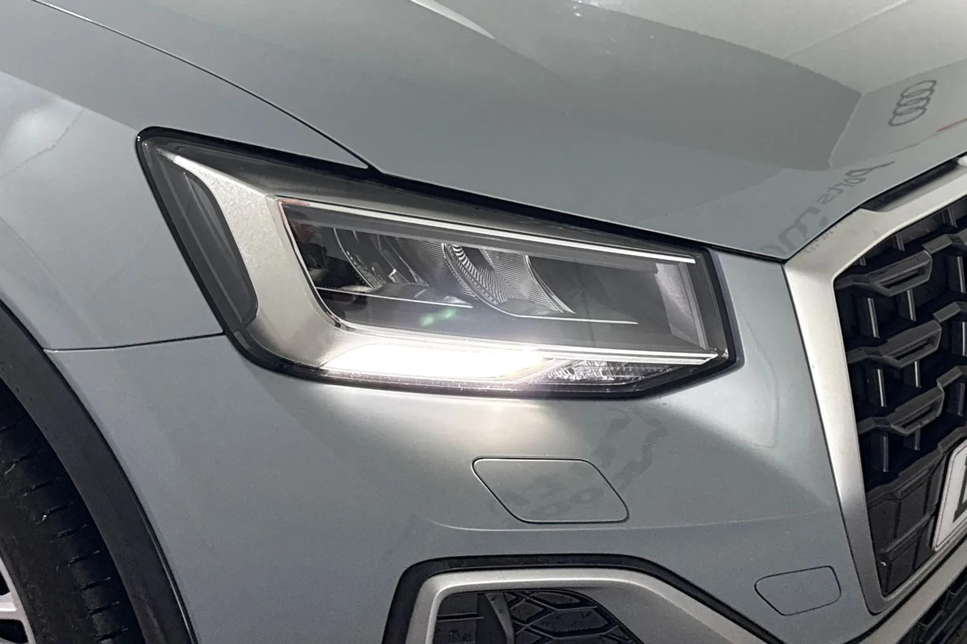 Audi Q2 thumbnail image number 12