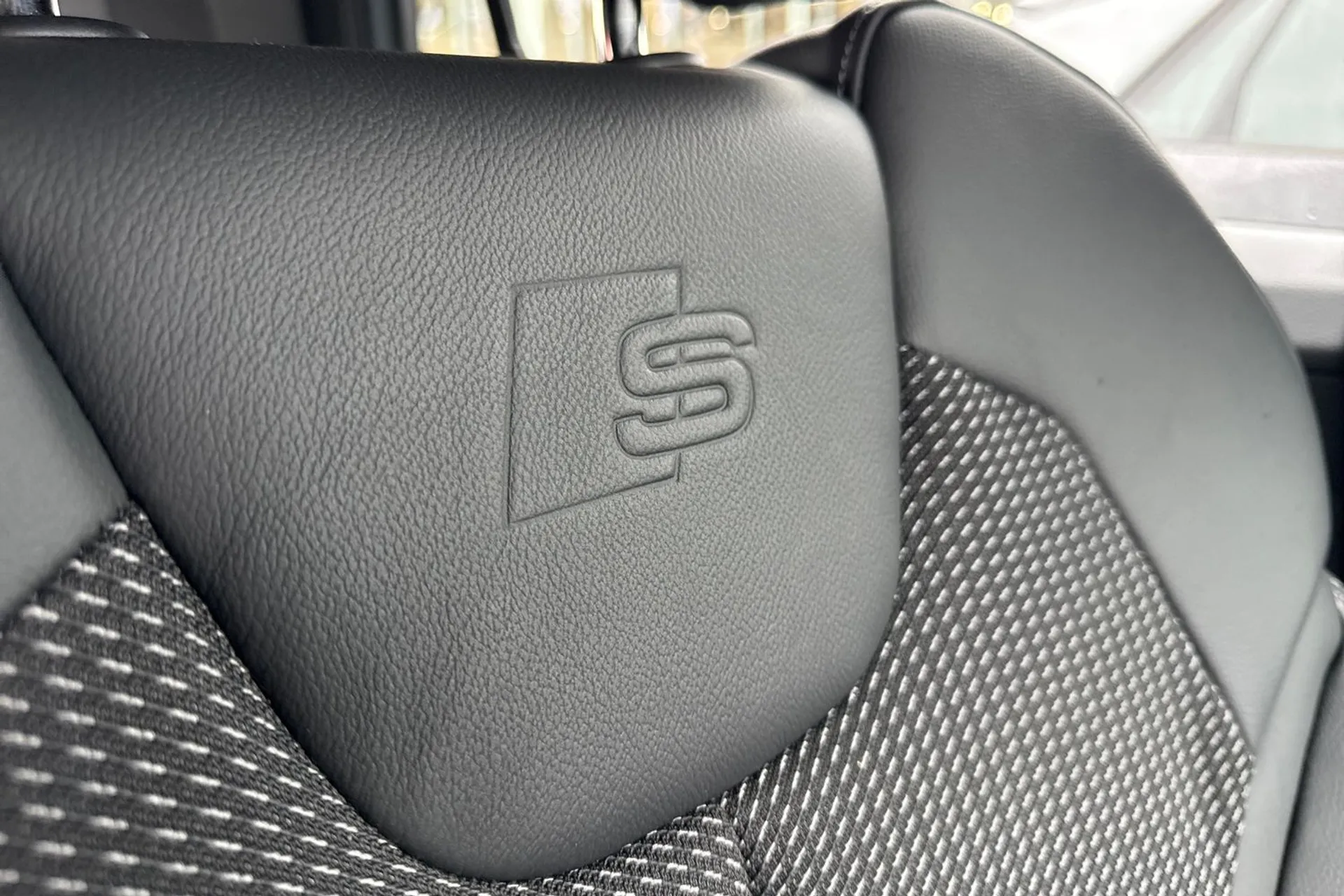 Audi Q2 thumbnail image number 47