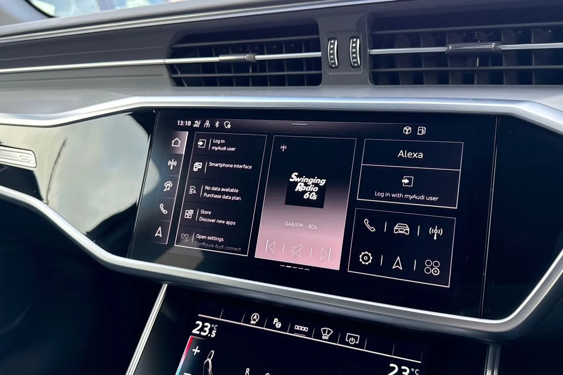 Audi A6 thumbnail image number 25