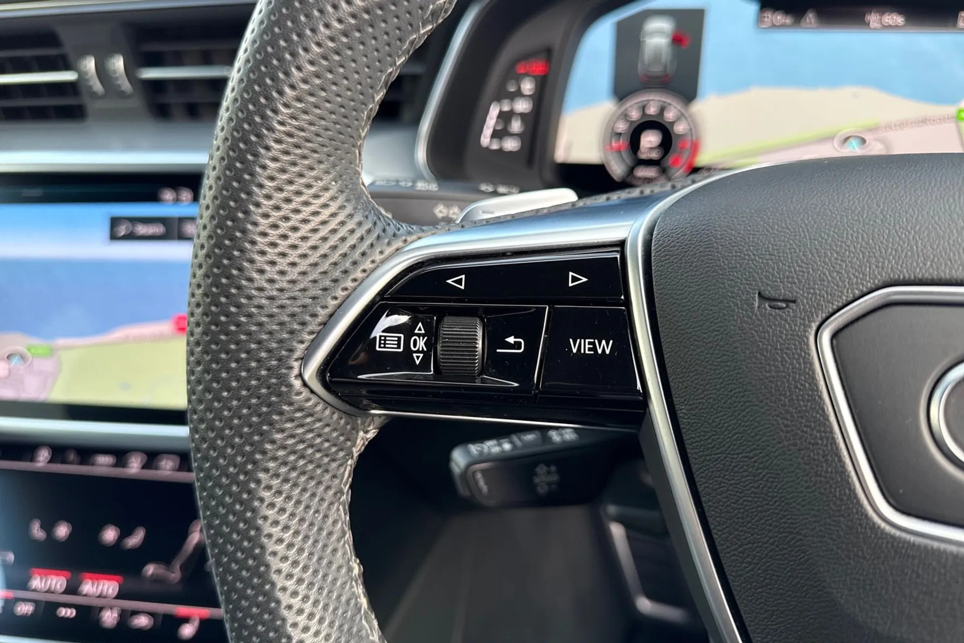 Audi A6 thumbnail image number 51