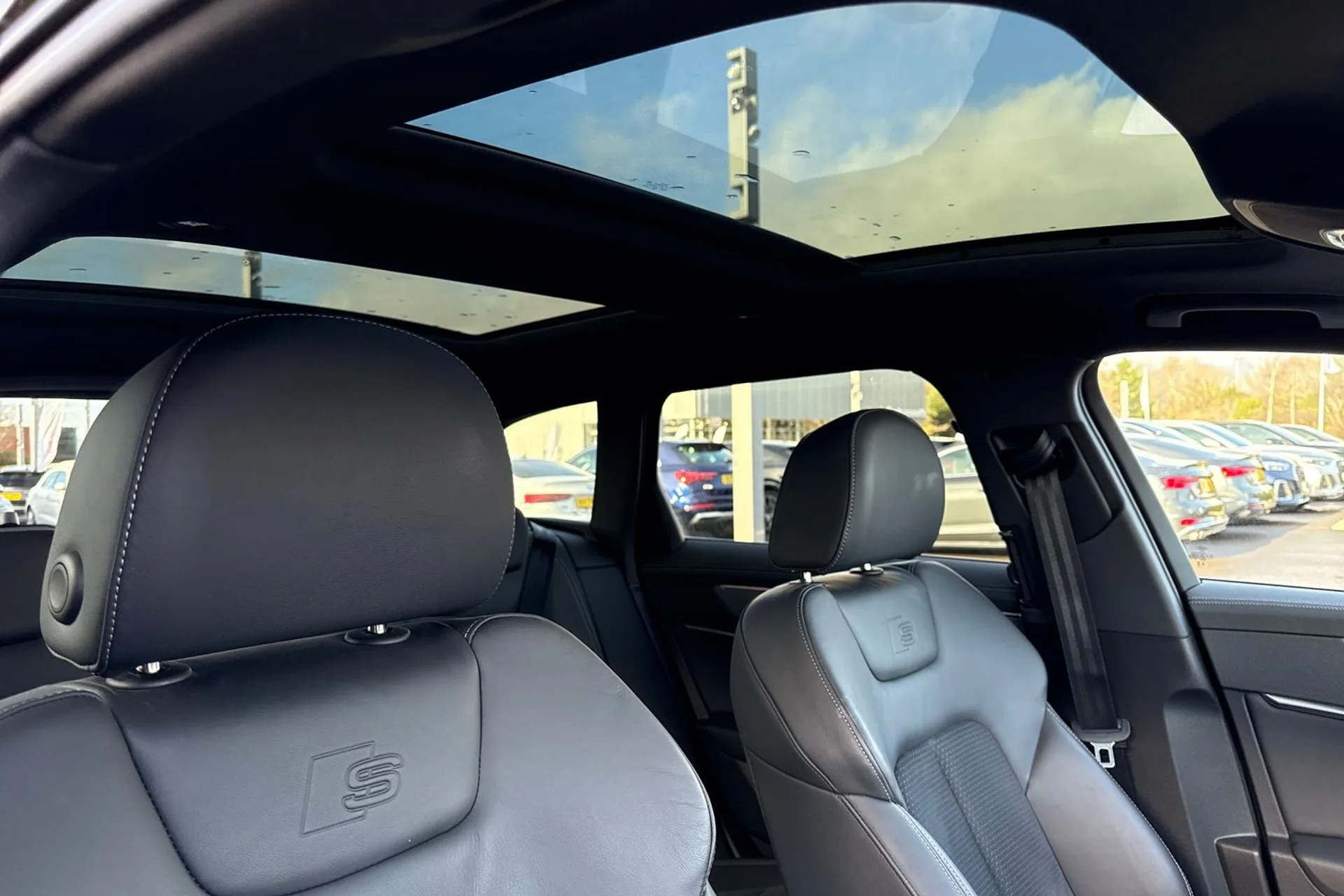 Audi A6 thumbnail image number 5