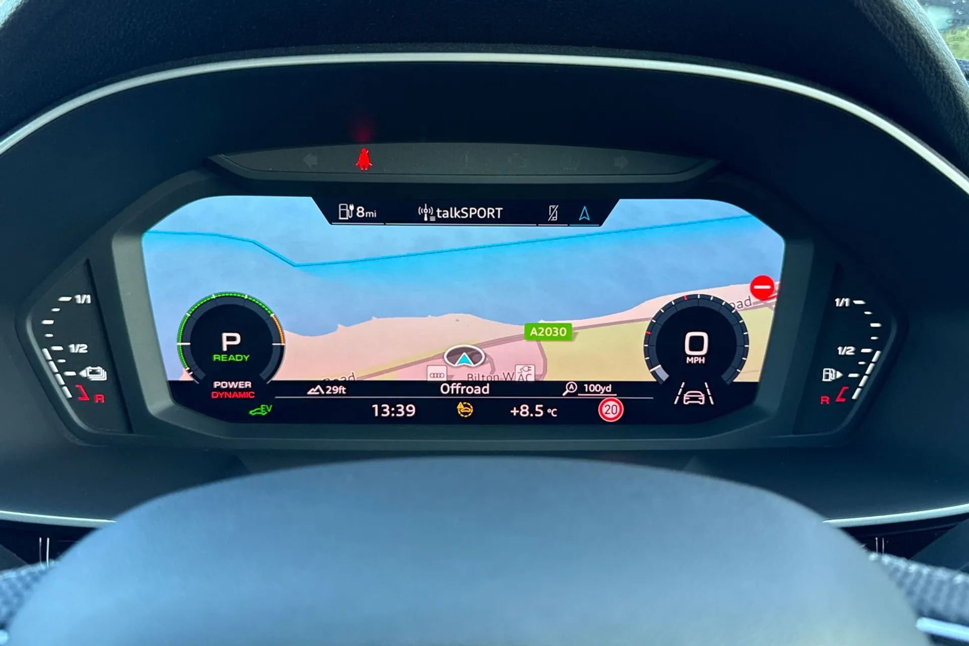 Audi Q3 thumbnail image number 4