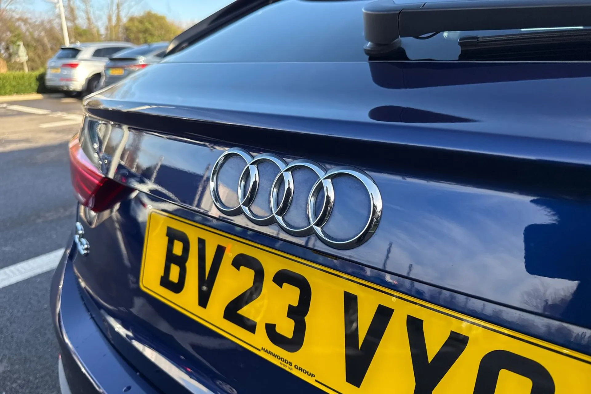 Audi Q3 thumbnail image number 29