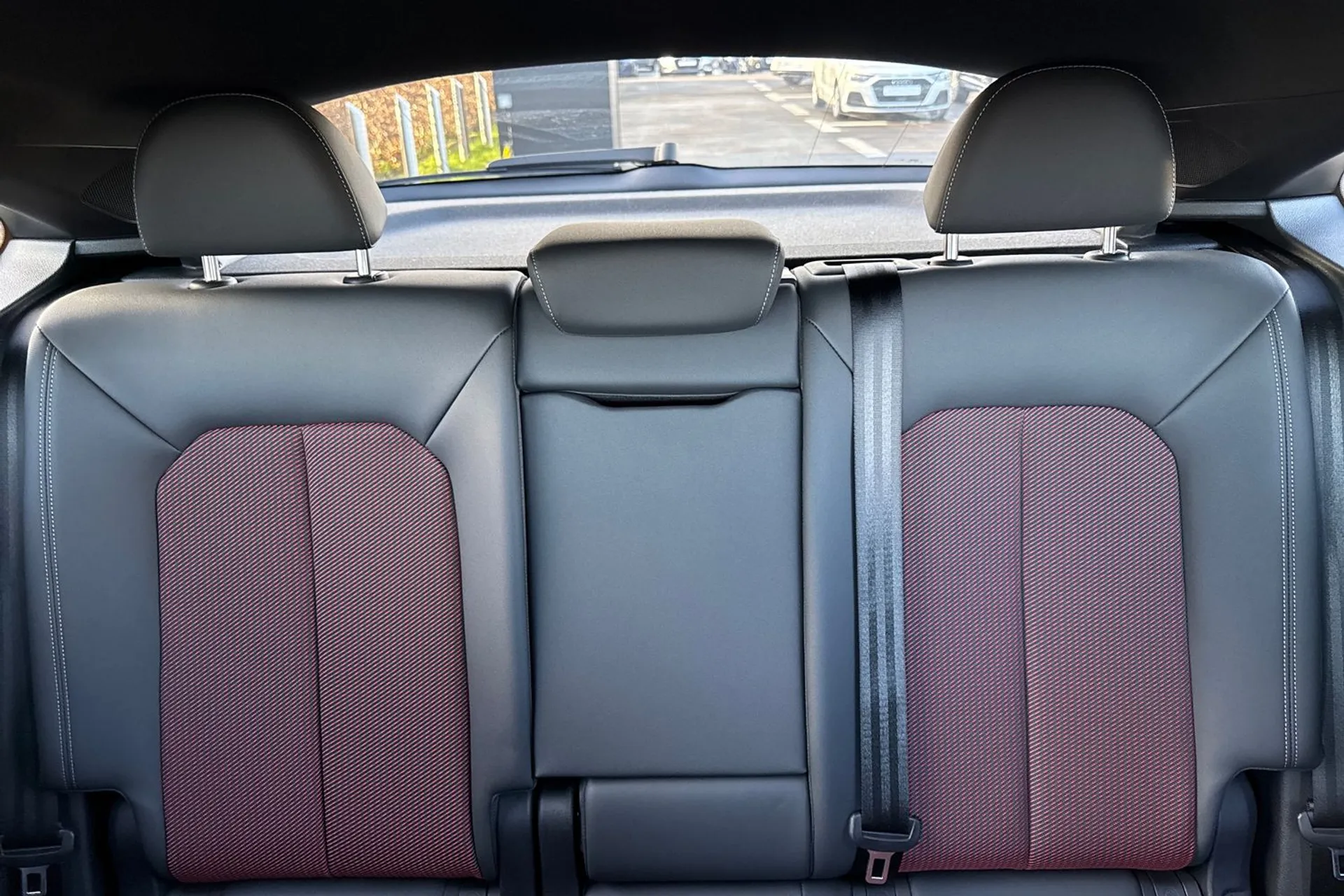 Audi Q3 thumbnail image number 47