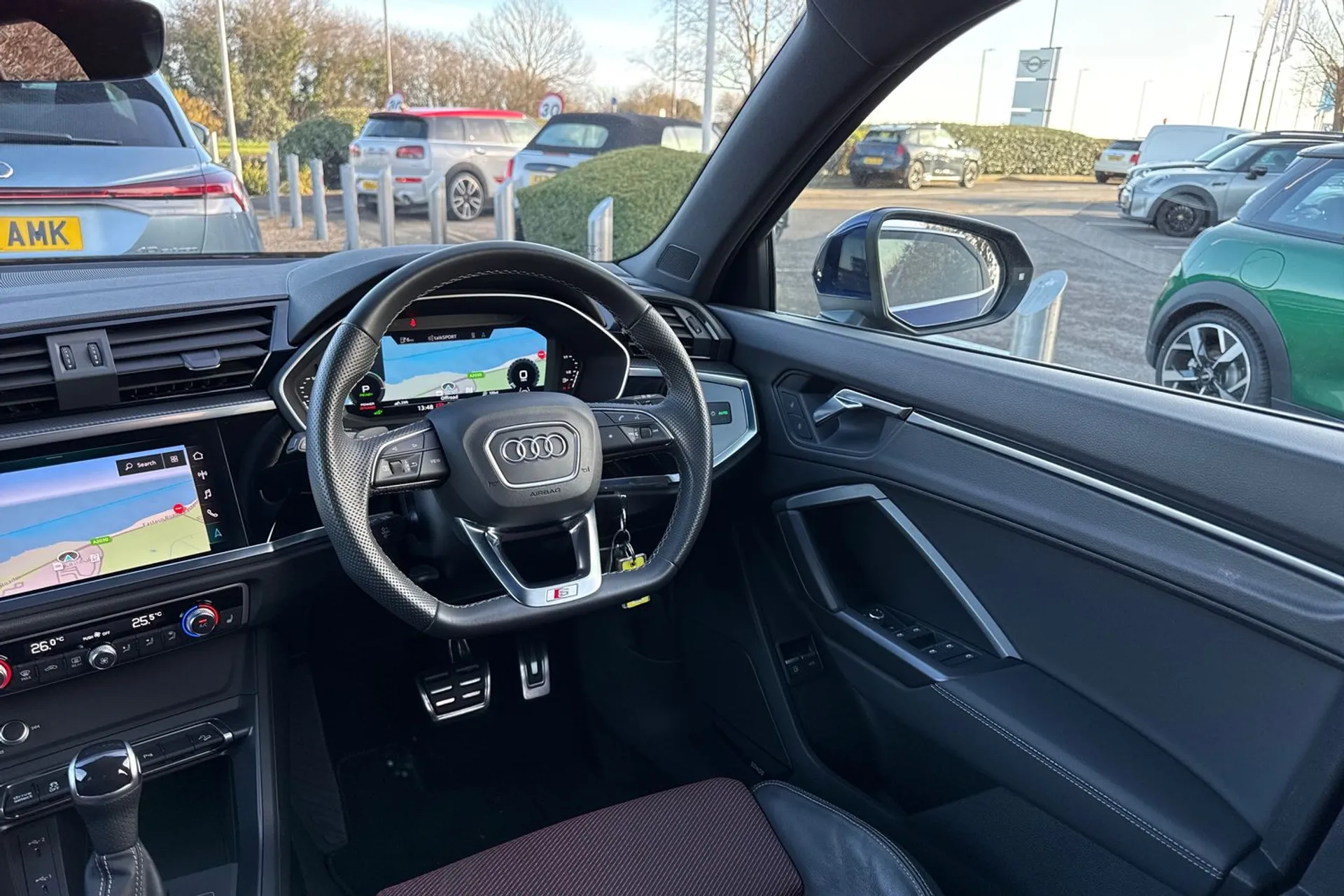 Audi Q3 thumbnail image number 50