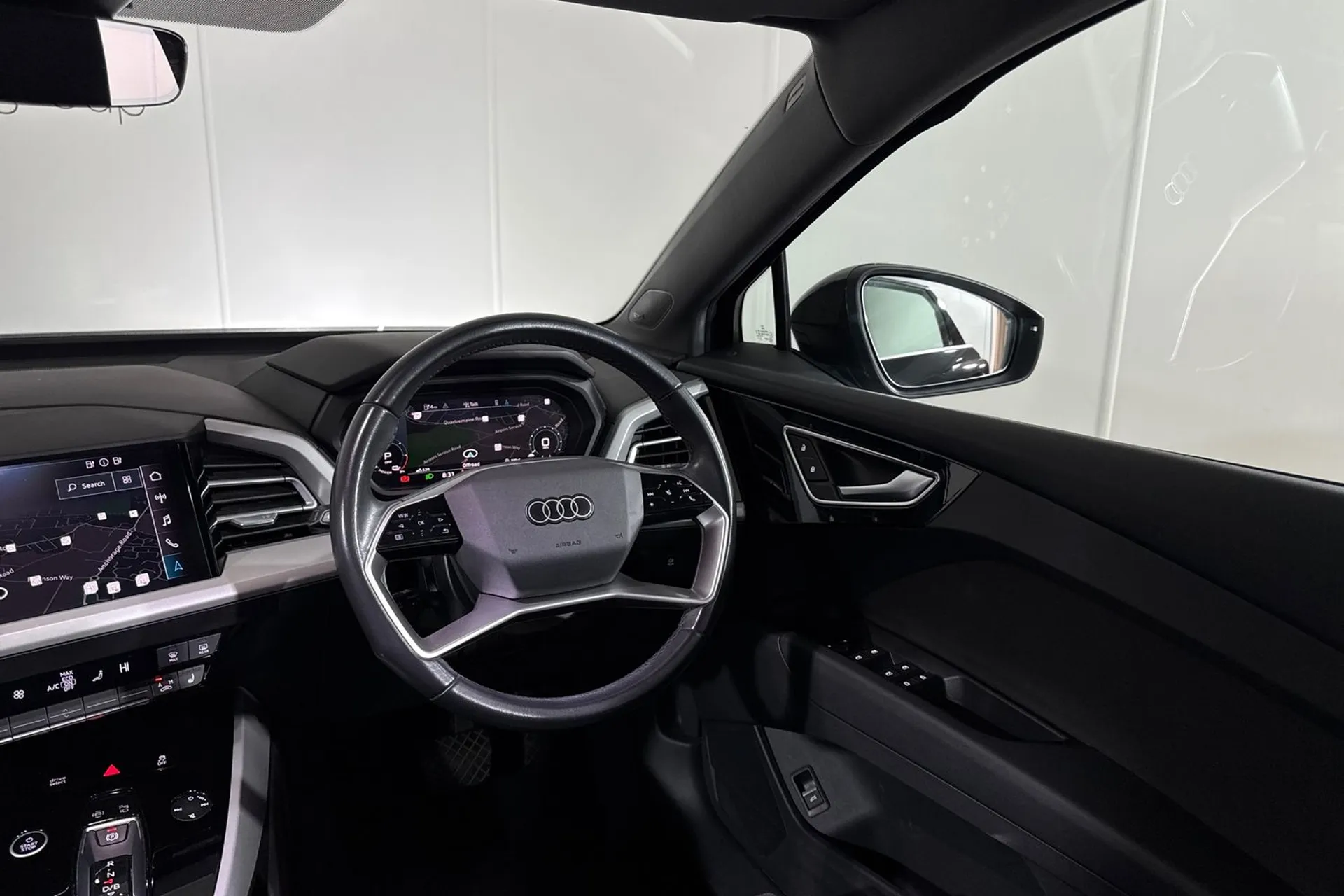 Audi Q4 thumbnail image number 46