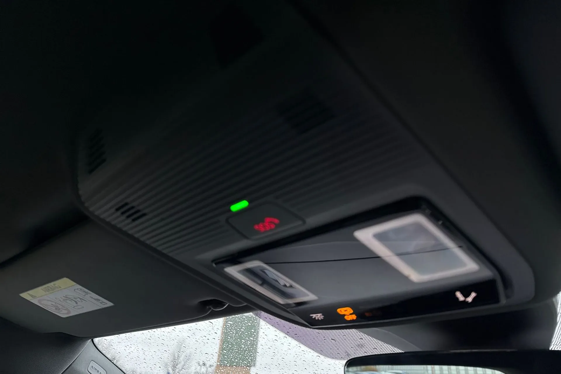 Audi Q4 thumbnail image number 38