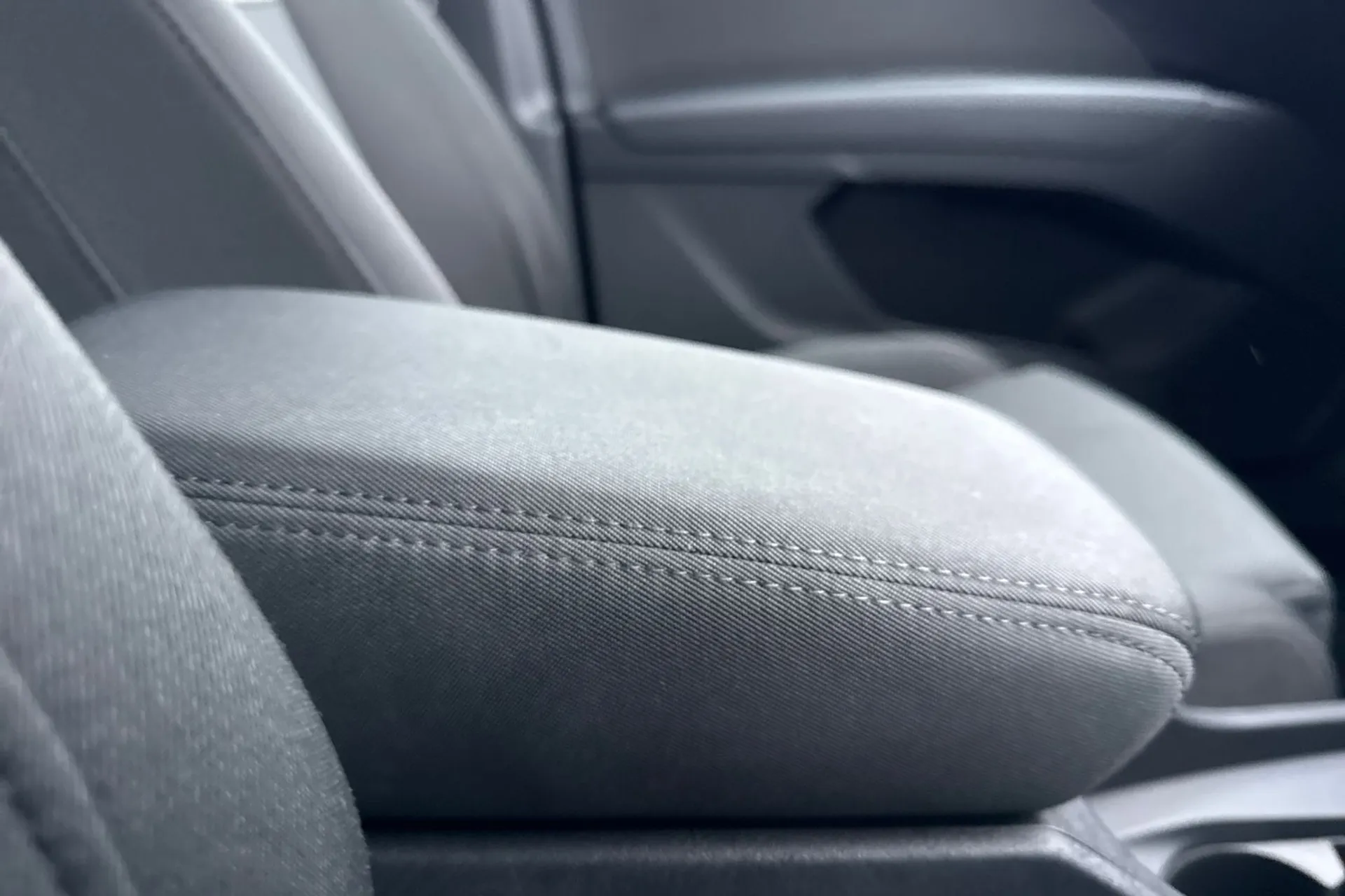 Audi Q4 thumbnail image number 47