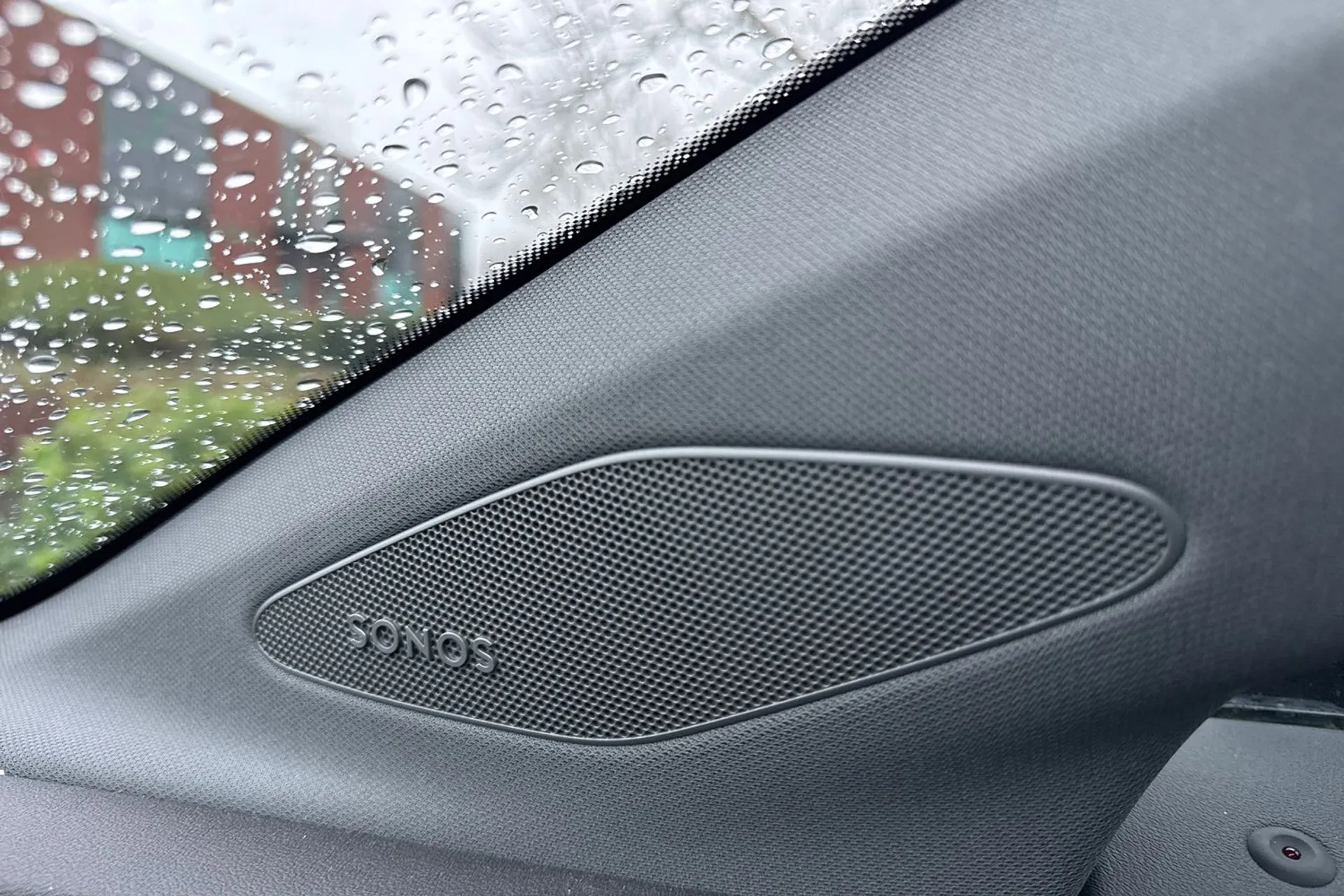 Audi Q4 thumbnail image number 7