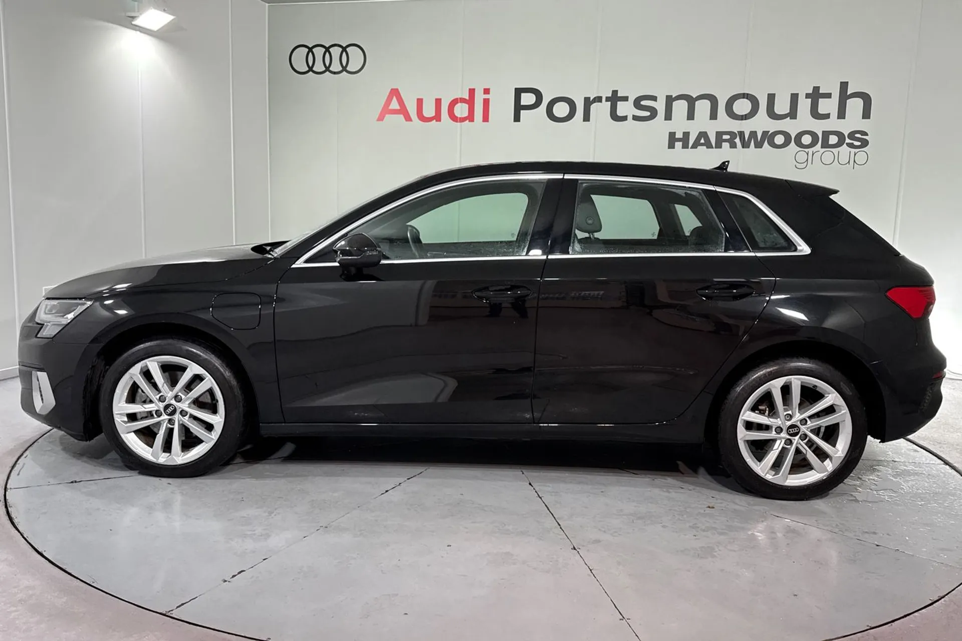 Audi A3 thumbnail image number 17