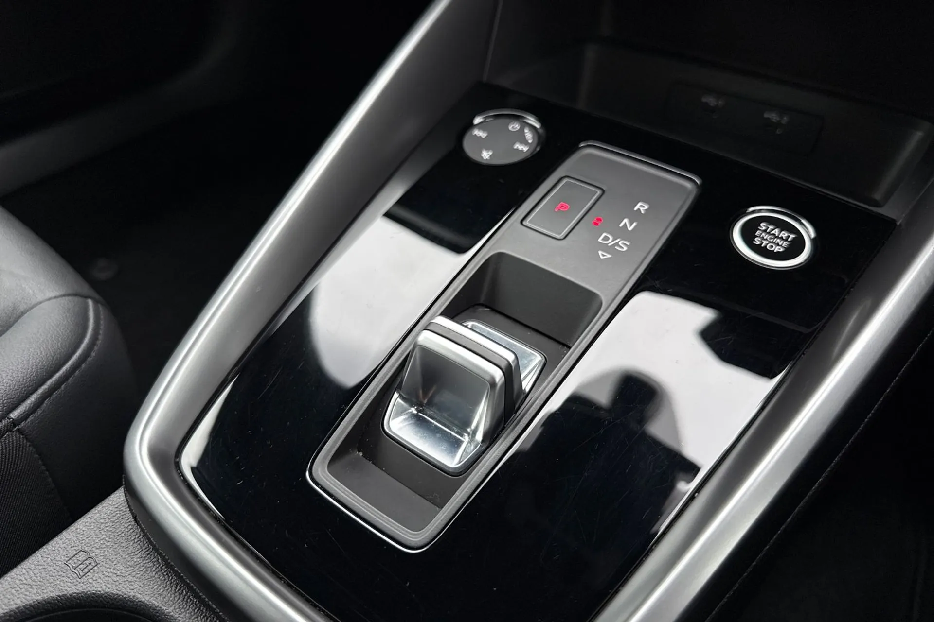 Audi A3 thumbnail image number 16