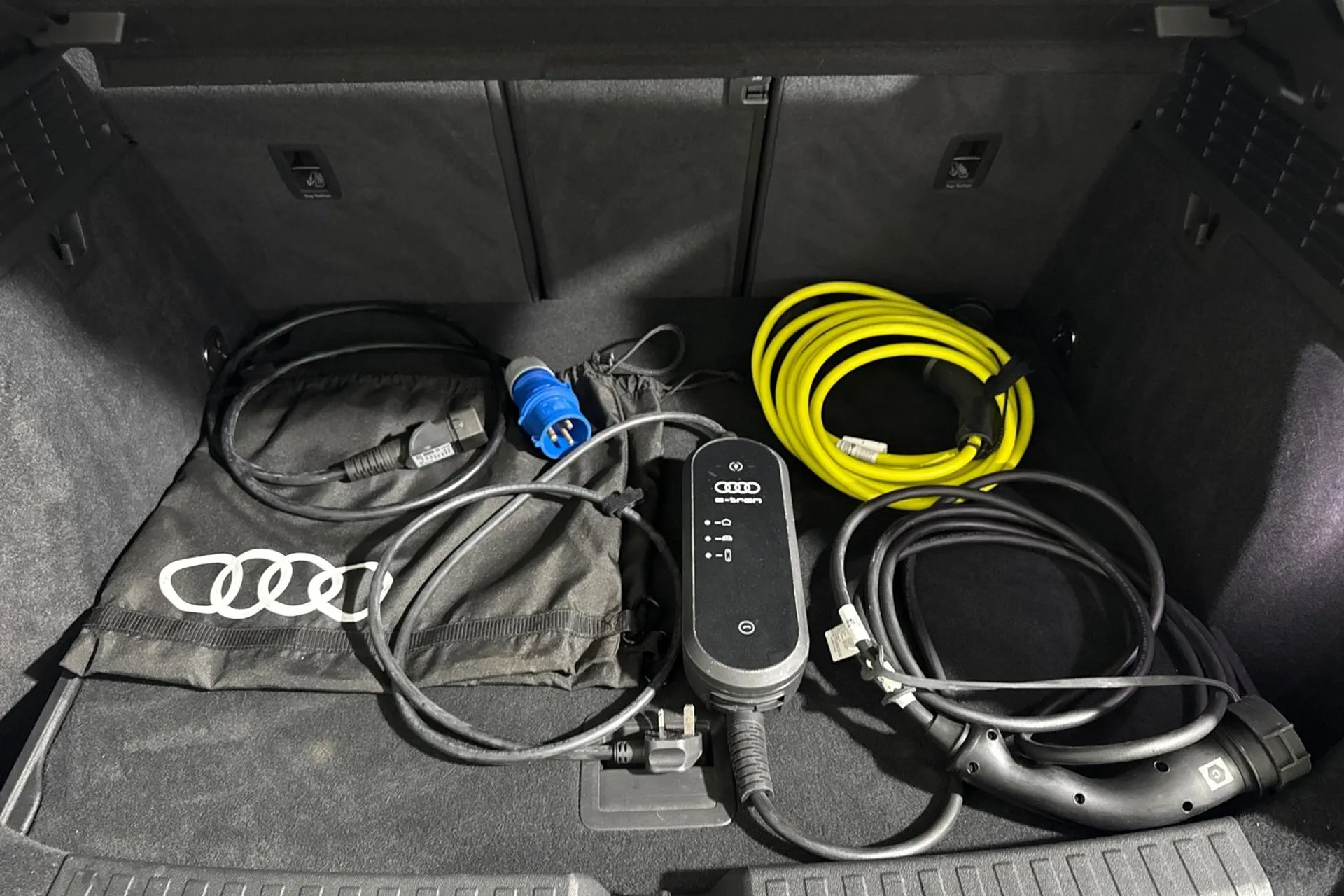 Audi A3 thumbnail image number 21