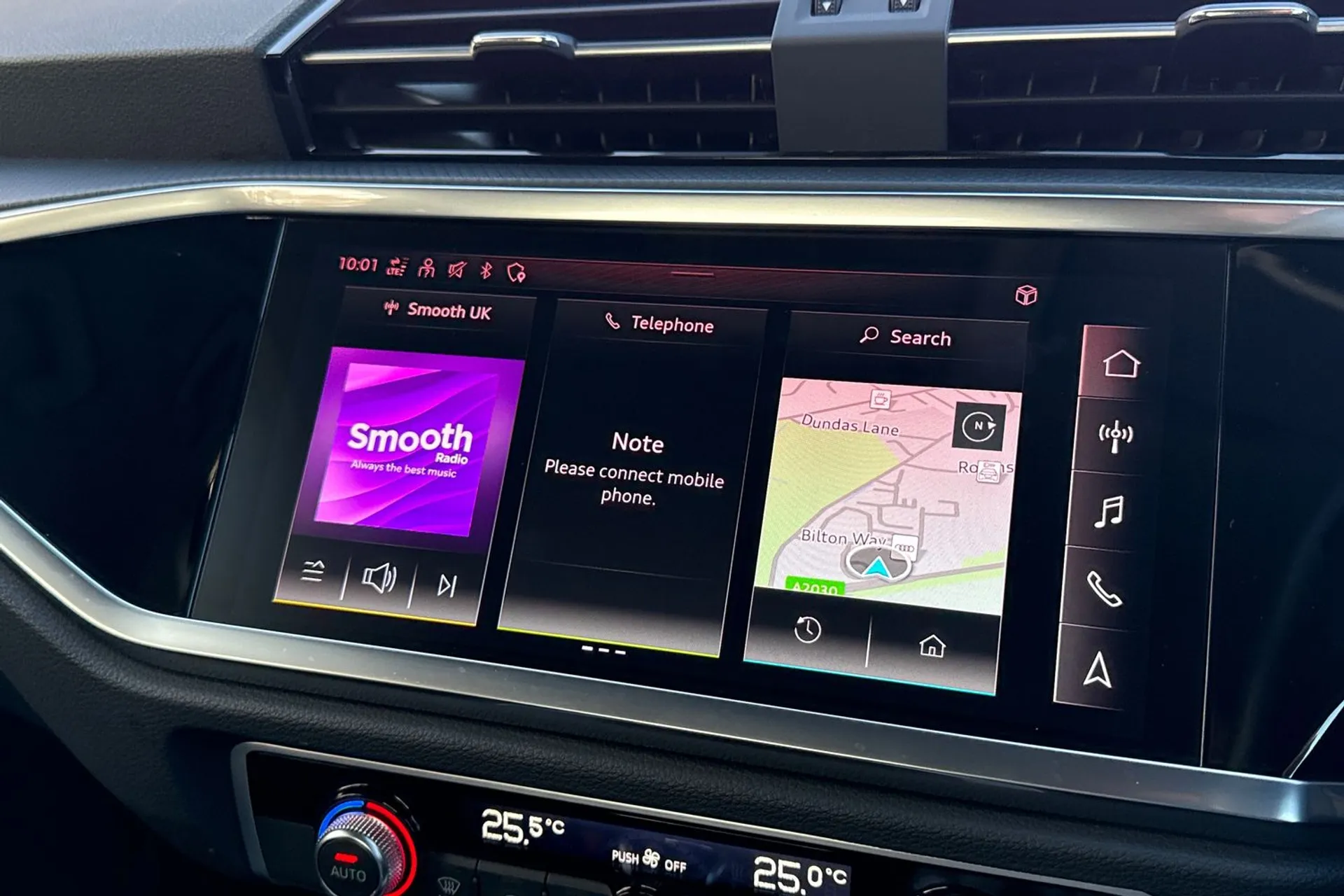 Audi Q3 thumbnail image number 7