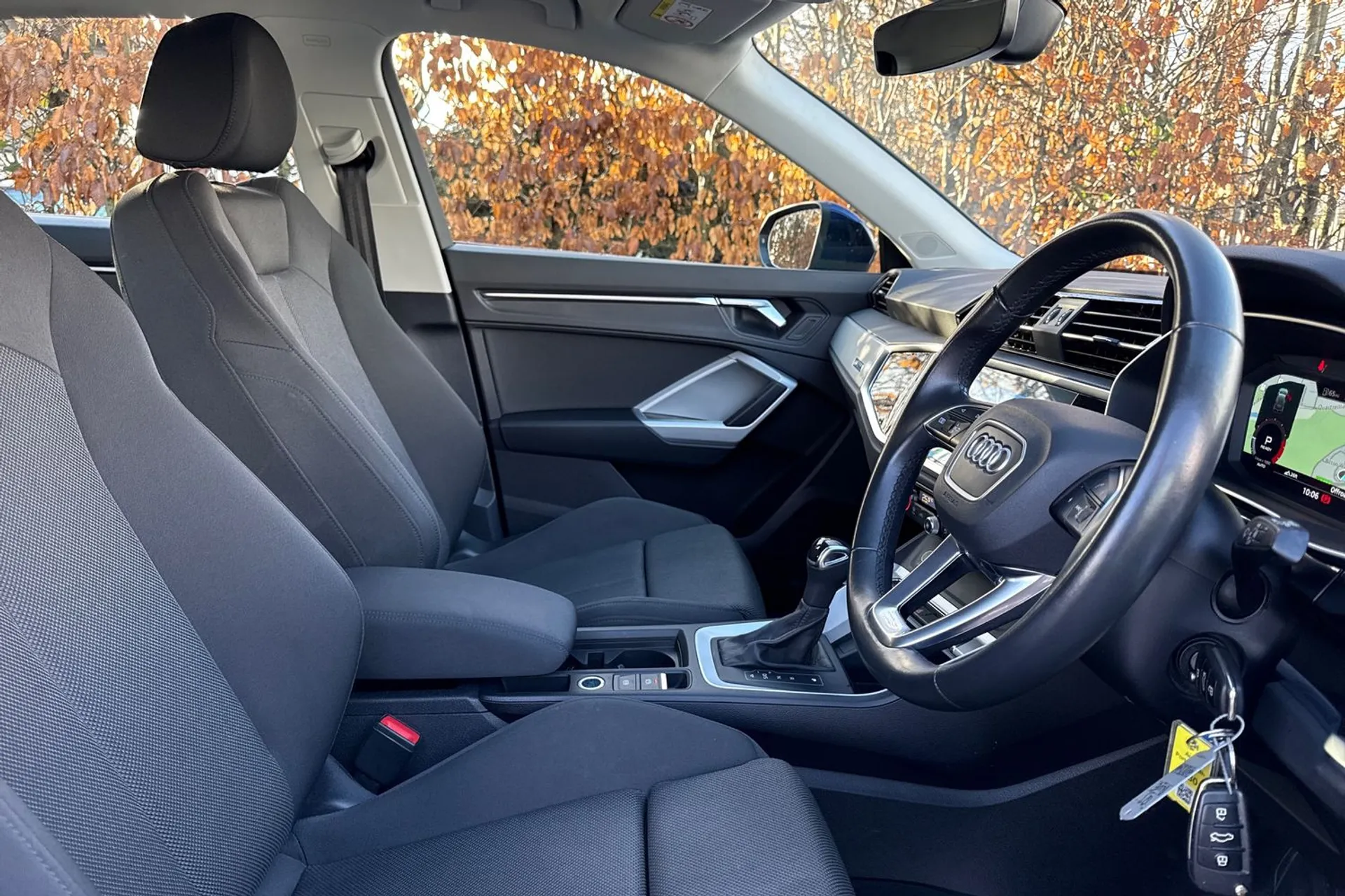 Audi Q3 thumbnail image number 43