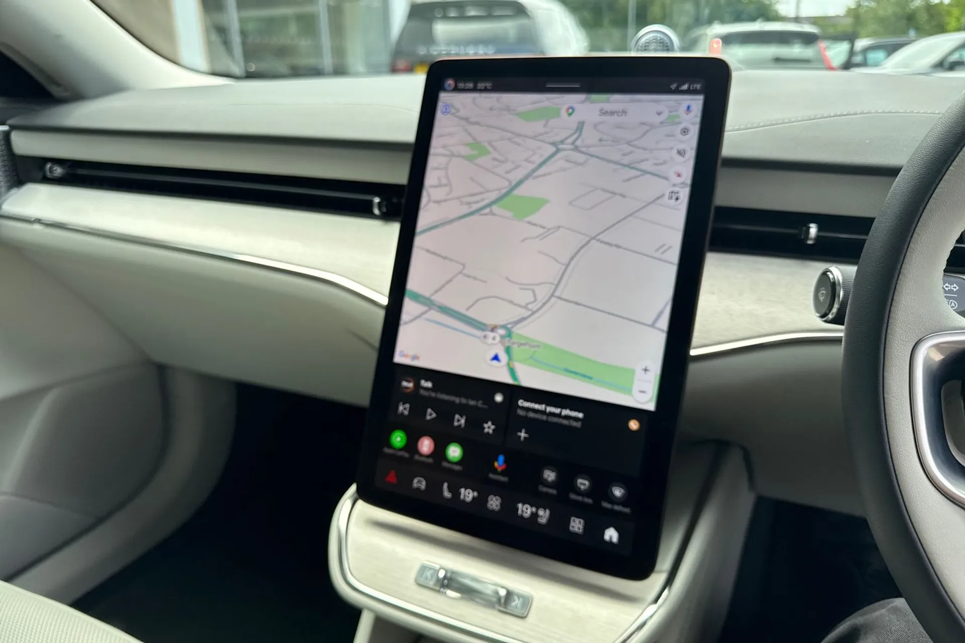 Volvo ES90 thumbnail image number 5