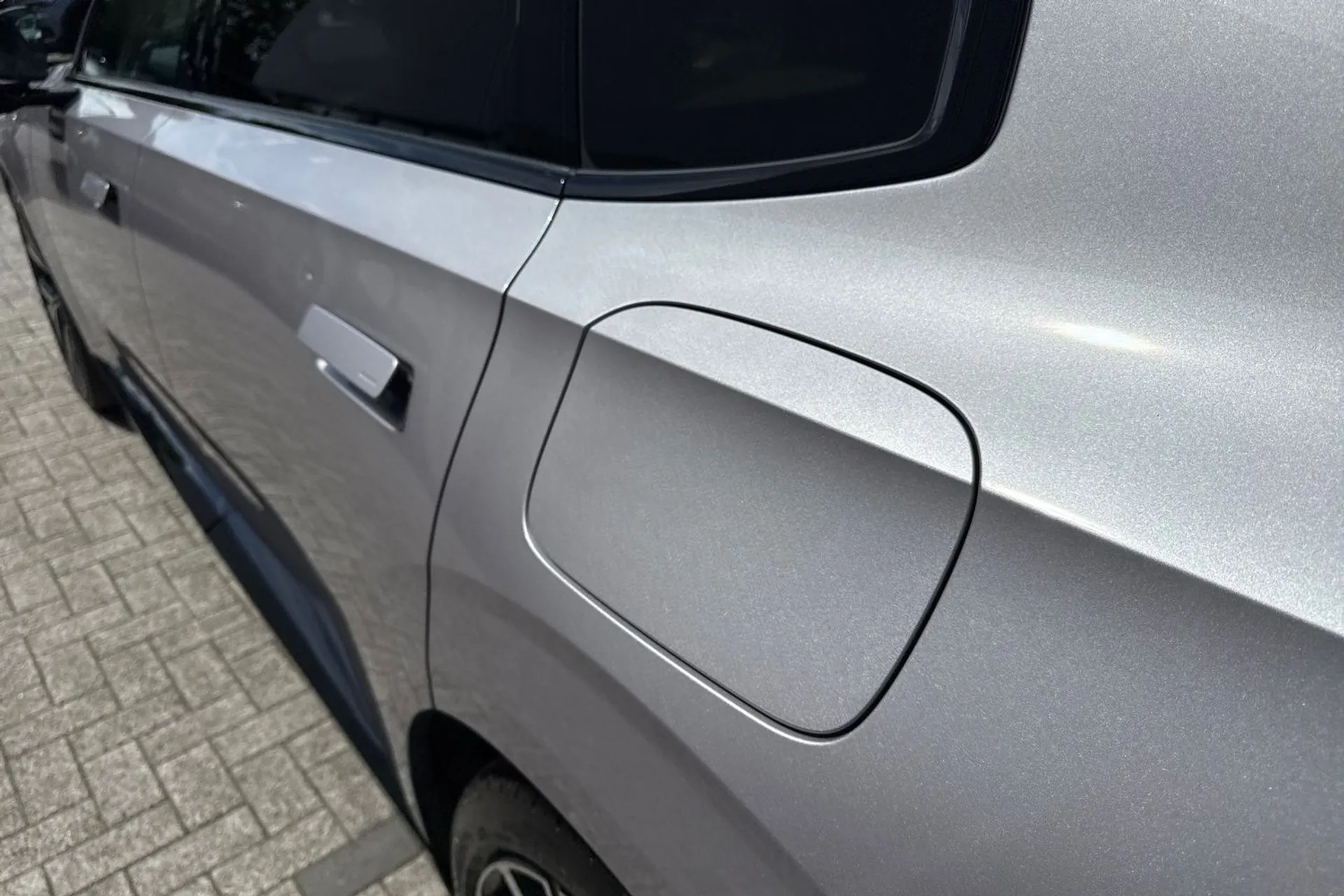 Volvo ES90 thumbnail image number 19
