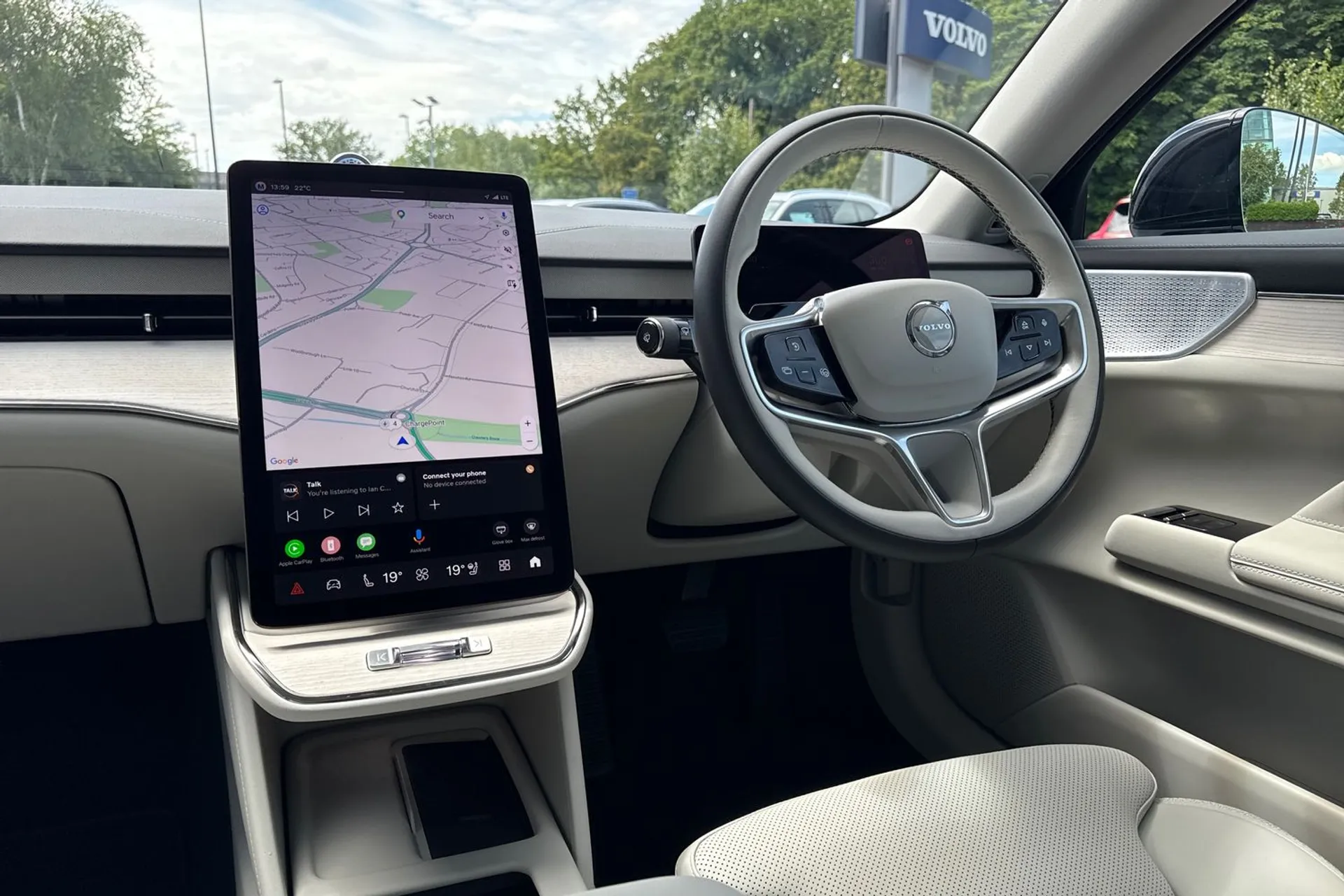 Volvo ES90 thumbnail image number 35