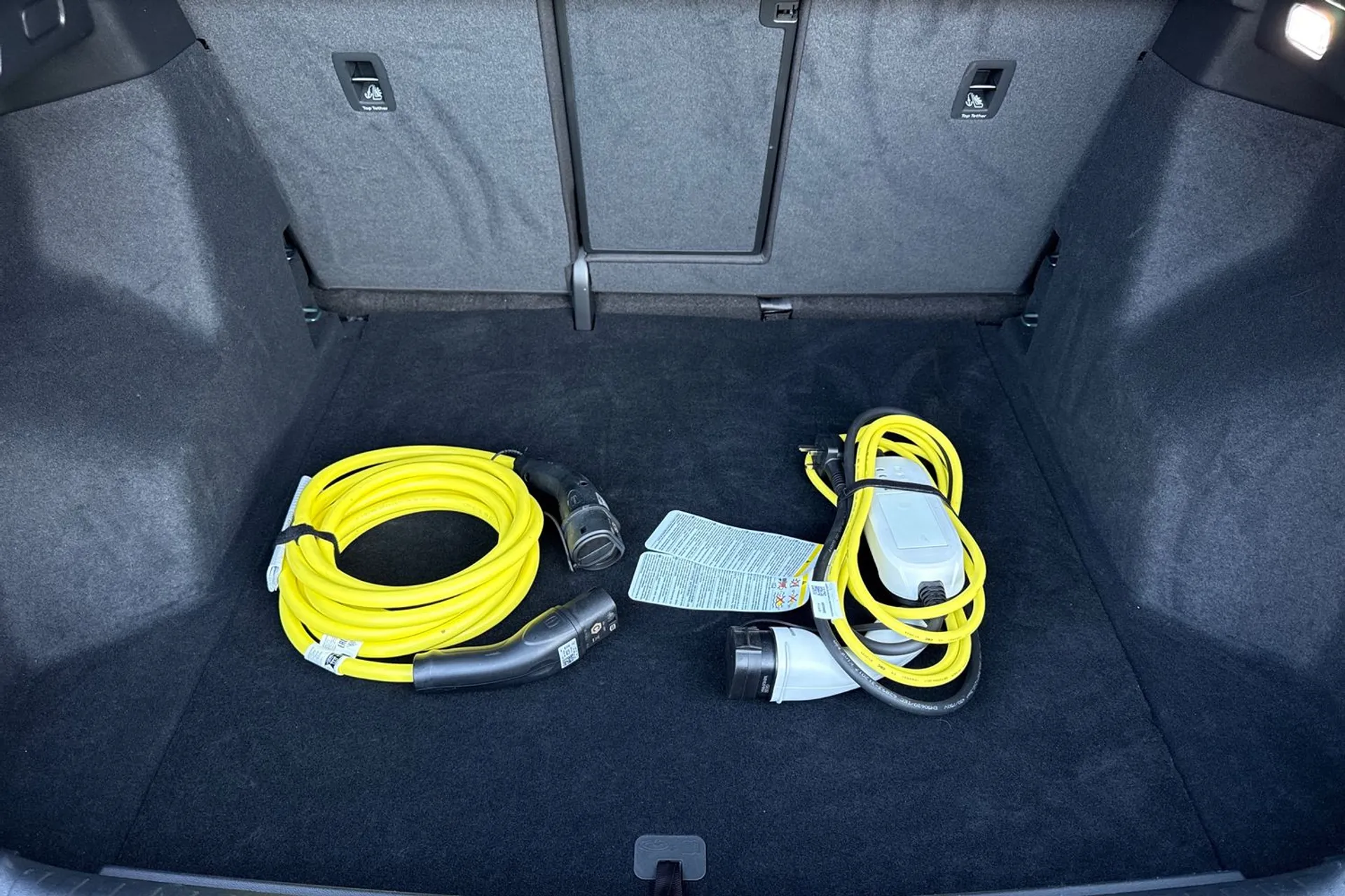 Audi Q4 thumbnail image number 38