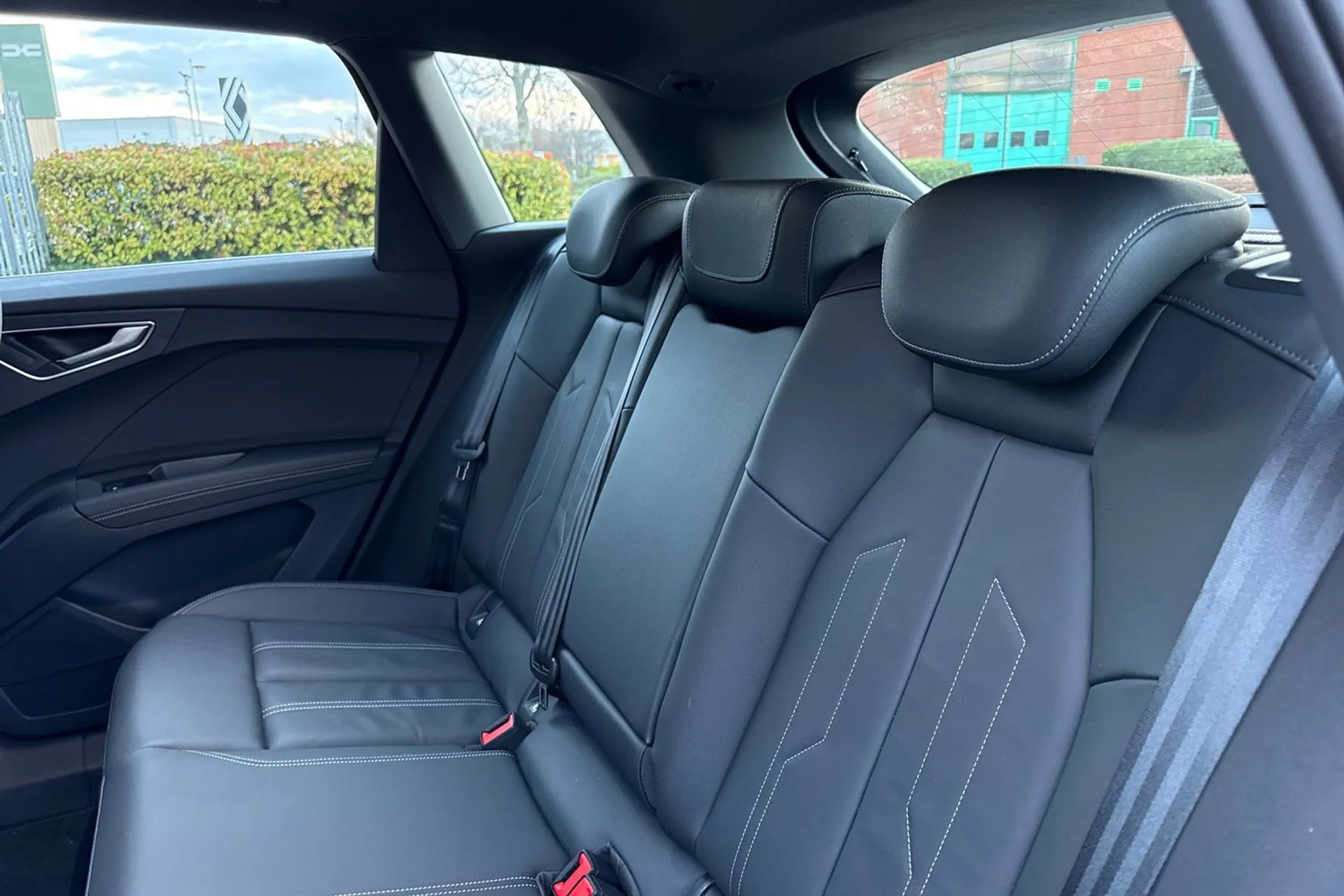 Audi Q4 thumbnail image number 47