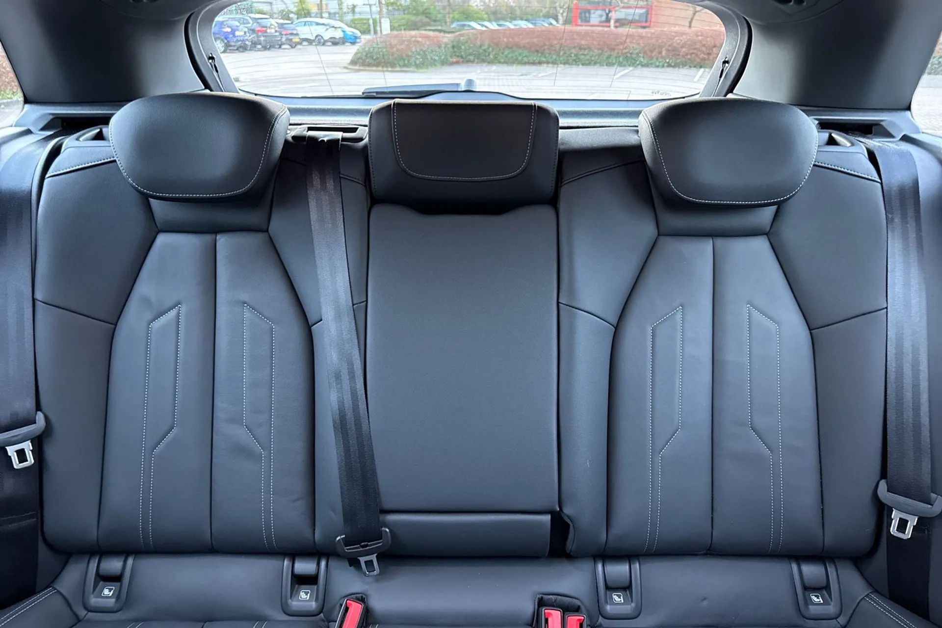 Audi Q4 thumbnail image number 48