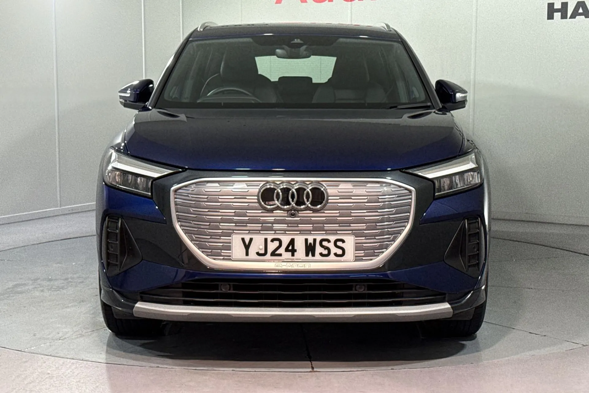 Audi Q4 thumbnail image number 6