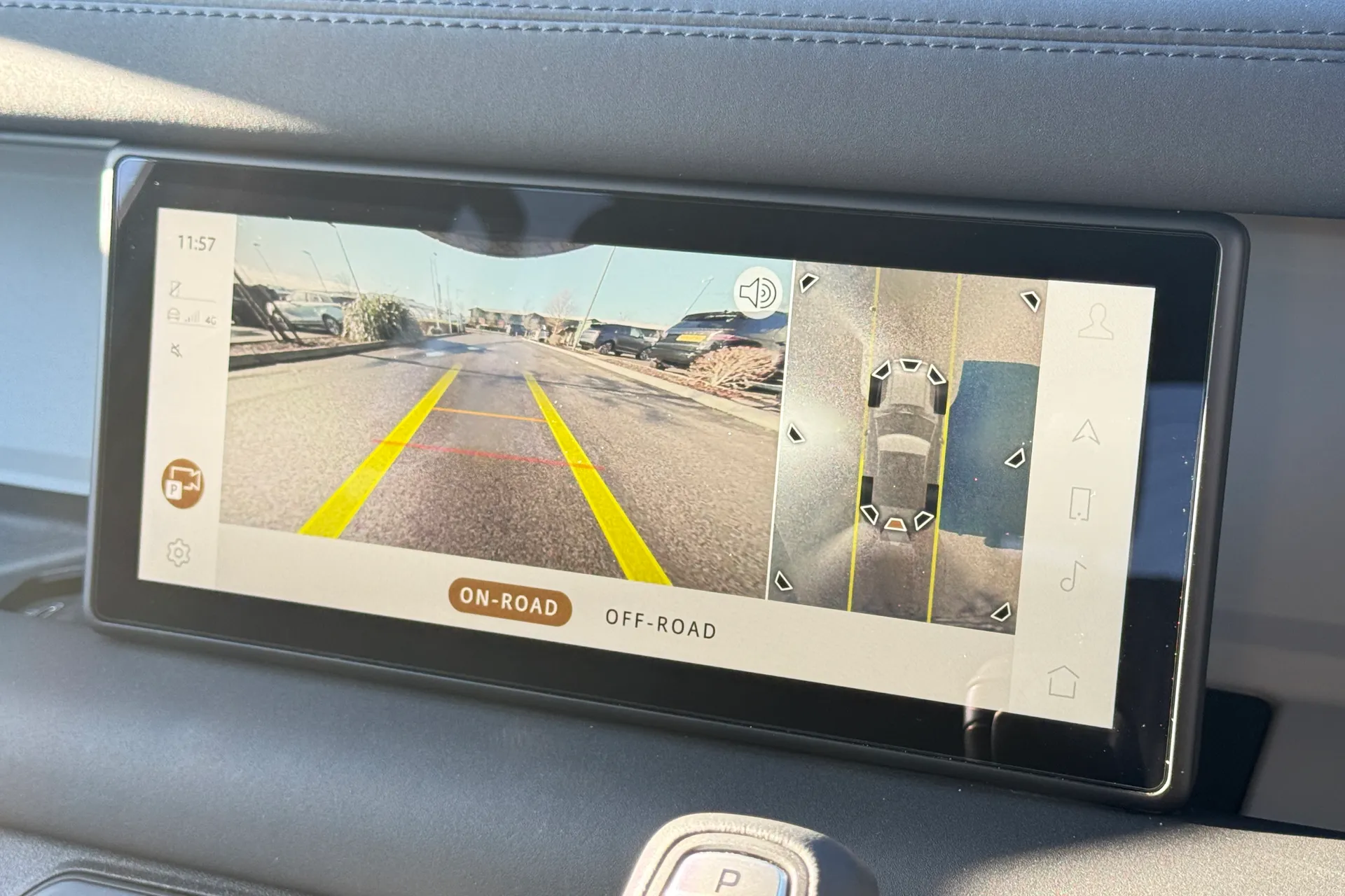 LAND ROVER DEFENDER thumbnail image number 8