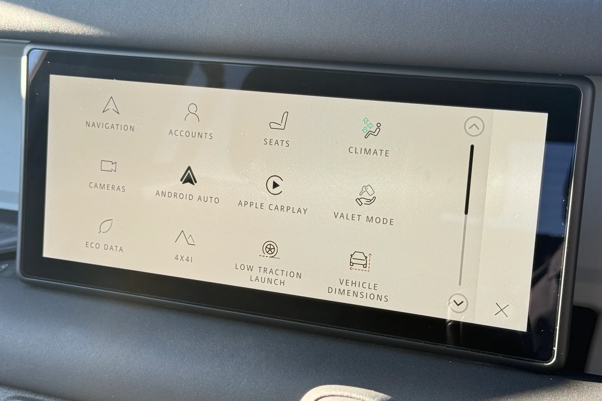 LAND ROVER DEFENDER thumbnail image number 30