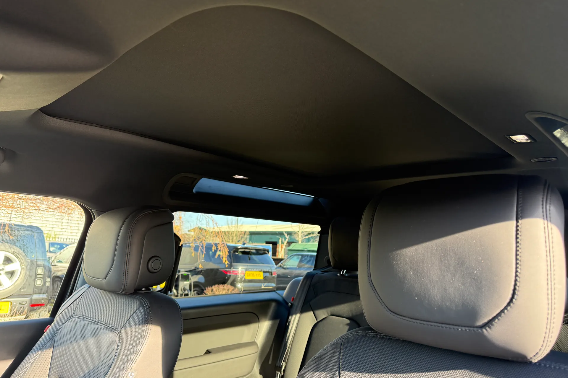 LAND ROVER DEFENDER thumbnail image number 7