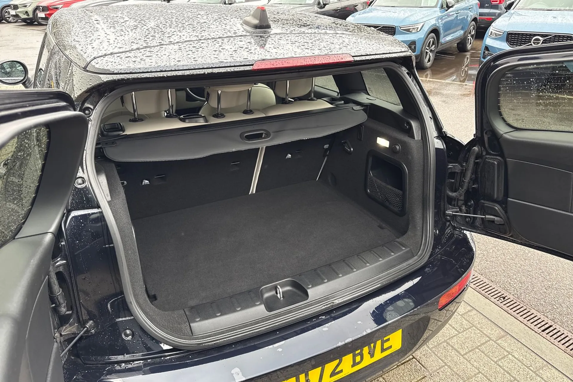 MINI CLUBMAN thumbnail image number 21