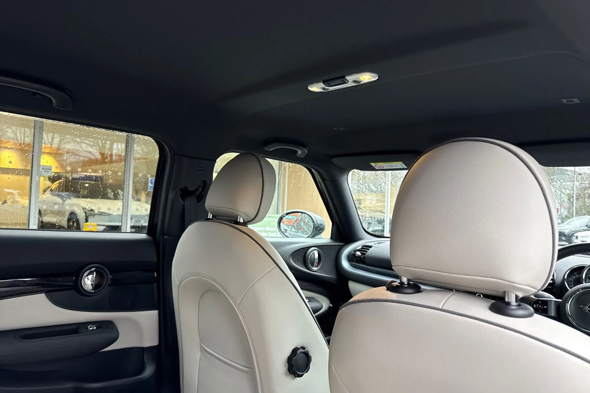 MINI CLUBMAN thumbnail image number 24