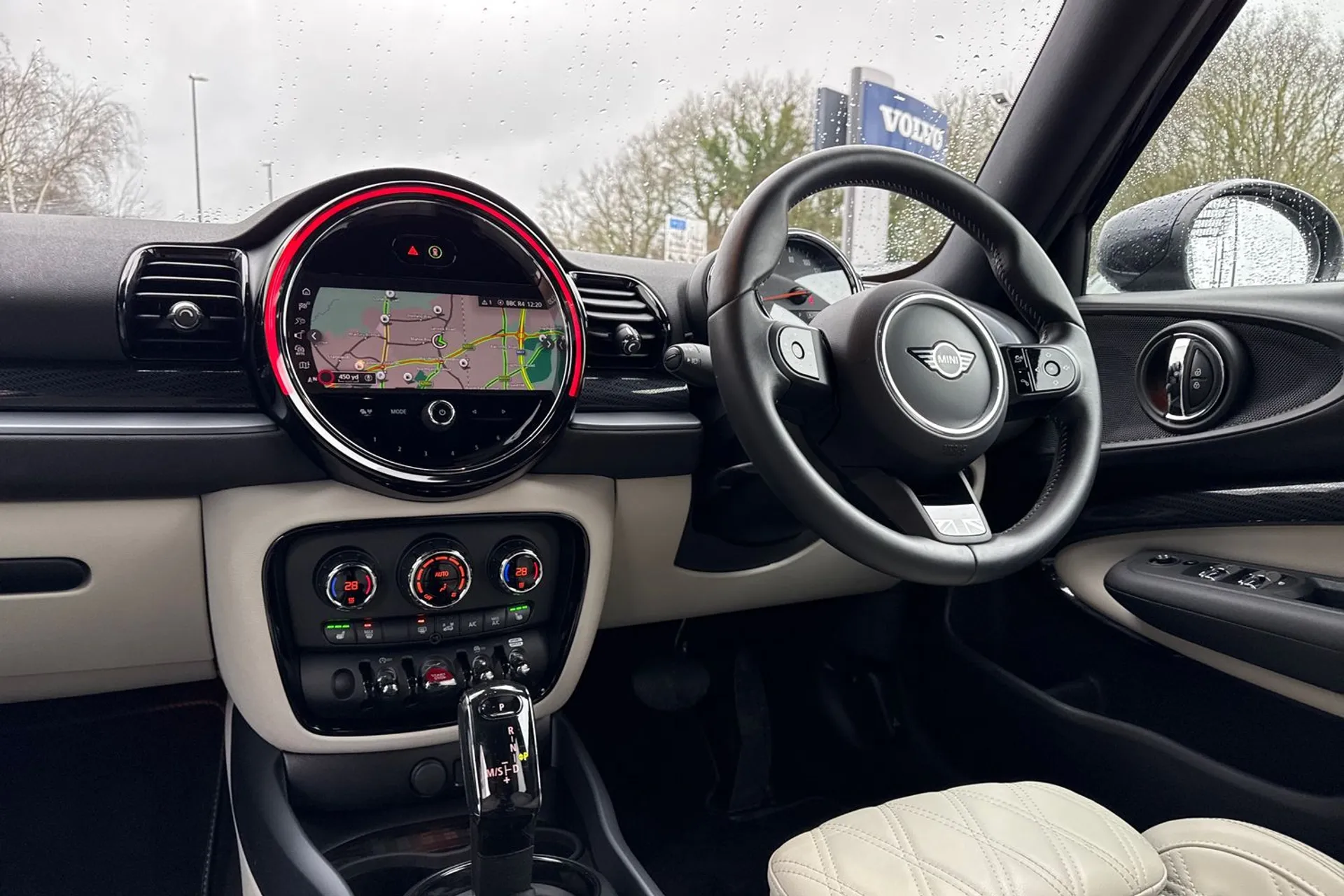 MINI CLUBMAN thumbnail image number 35