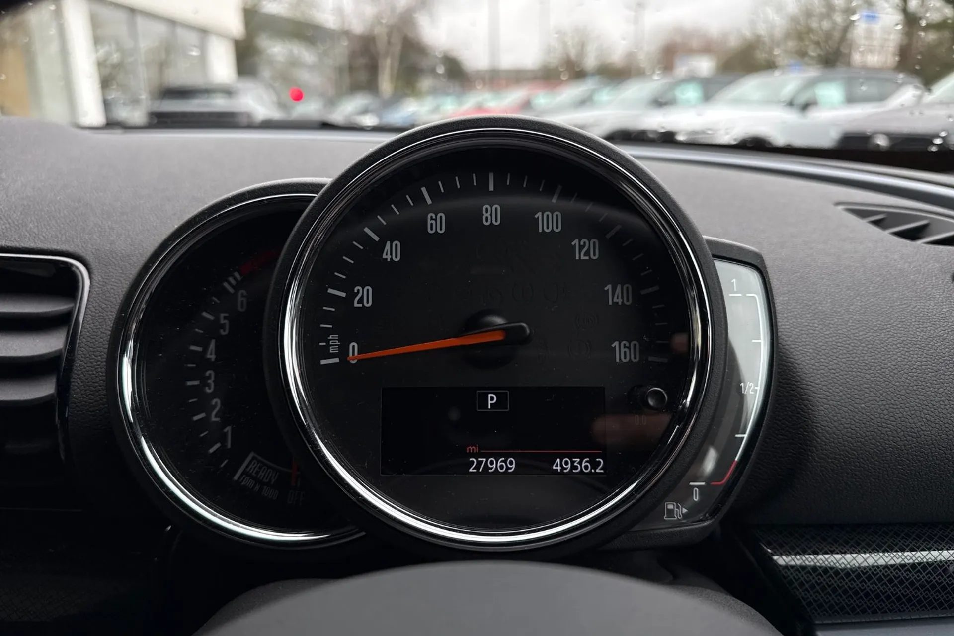 MINI CLUBMAN thumbnail image number 44