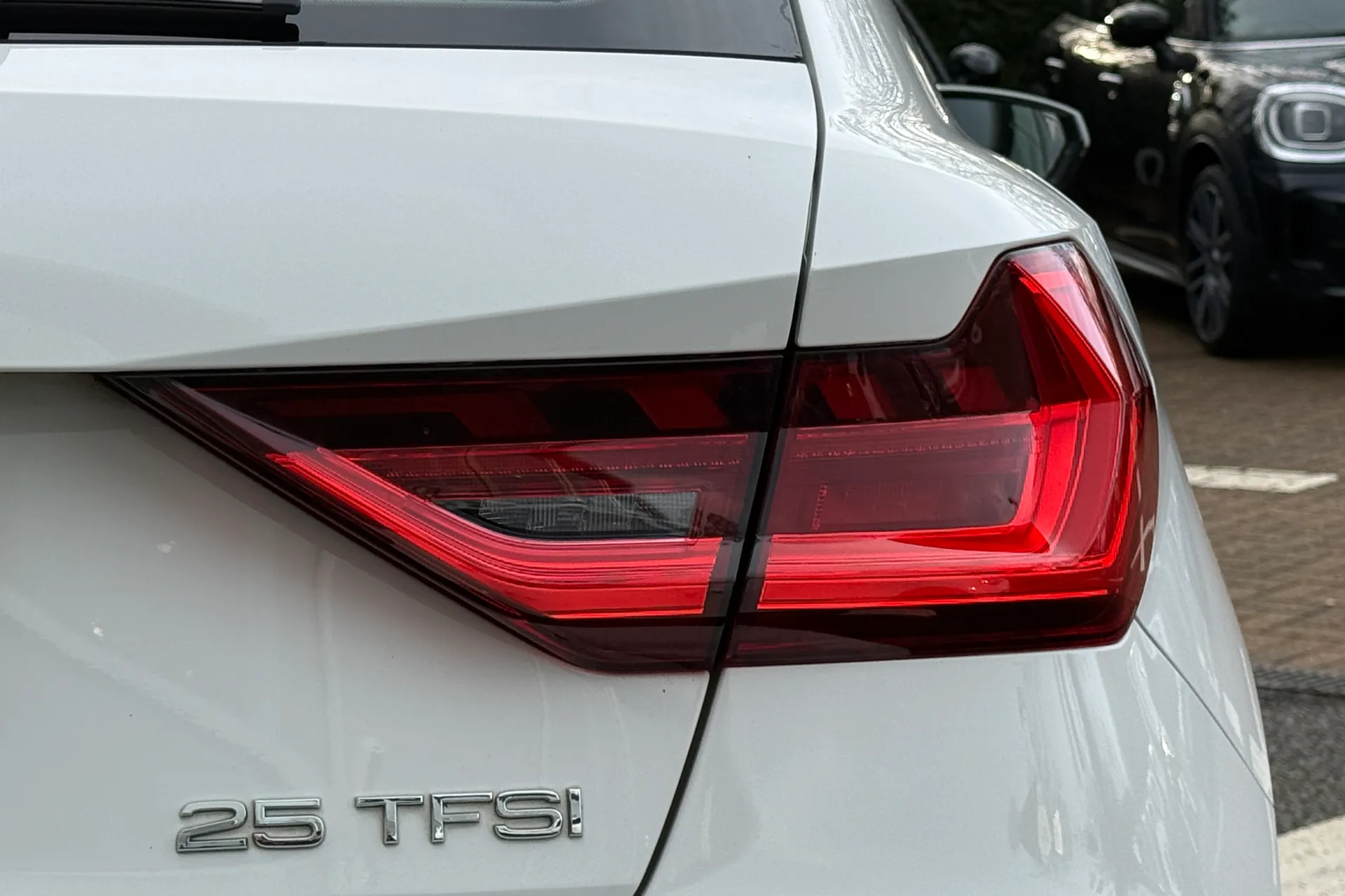 Audi A1 thumbnail image number 32