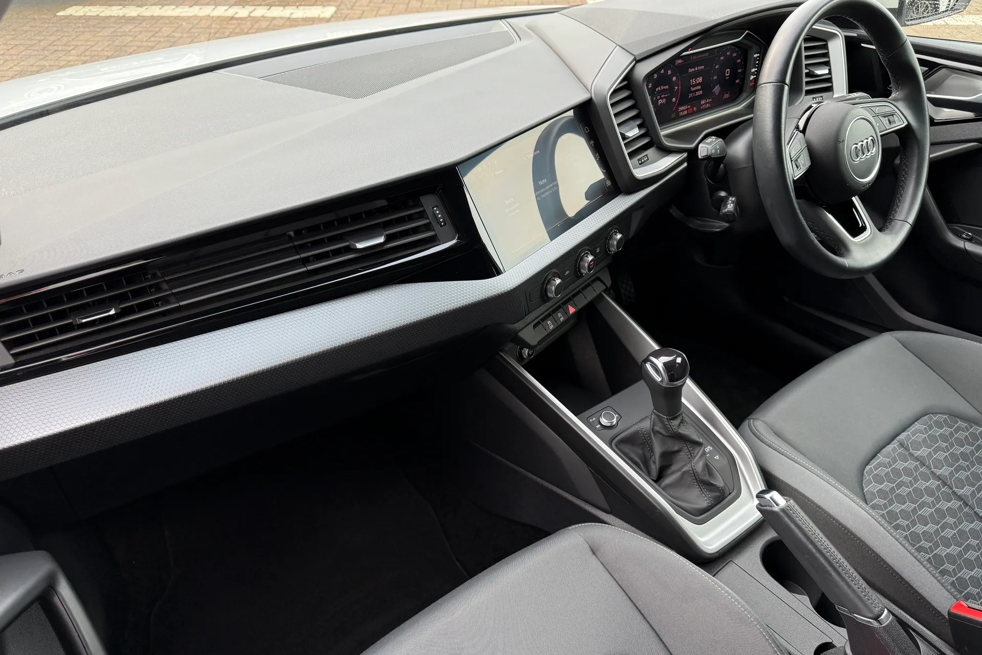 Audi A1 thumbnail image number 18