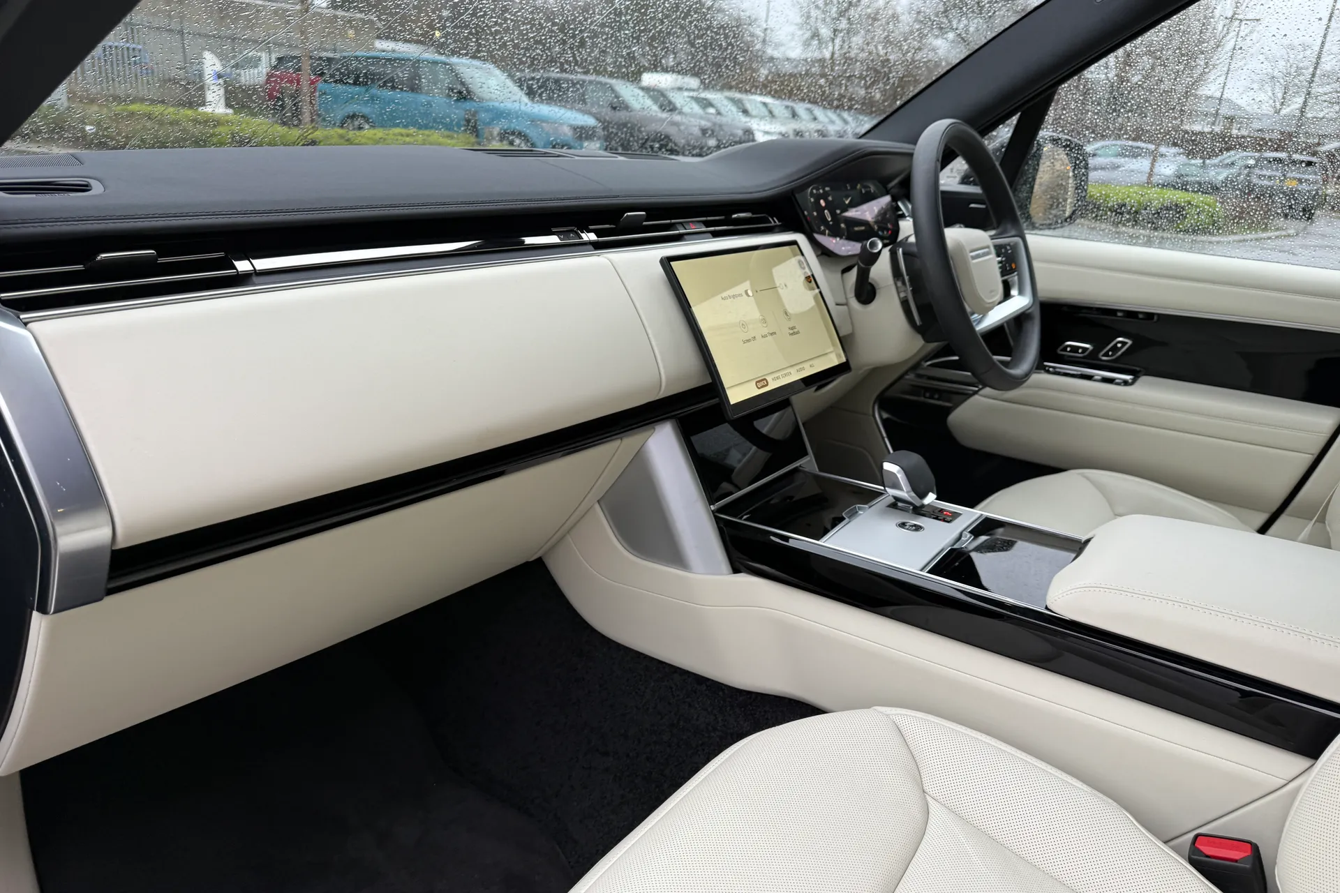 LAND ROVER RANGE ROVER thumbnail image number 45