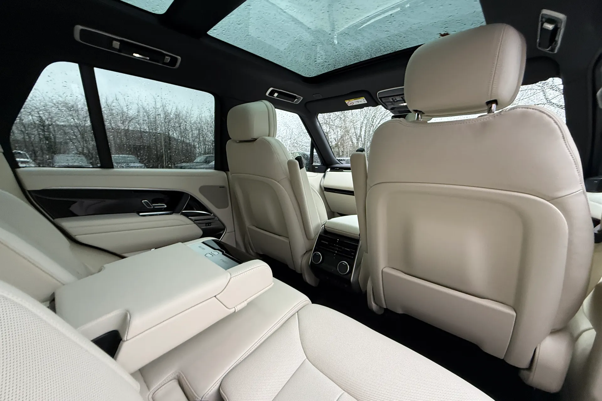 LAND ROVER RANGE ROVER thumbnail image number 38