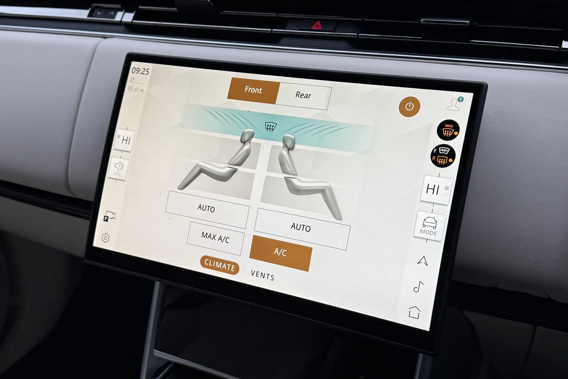 LAND ROVER RANGE ROVER thumbnail image number 17