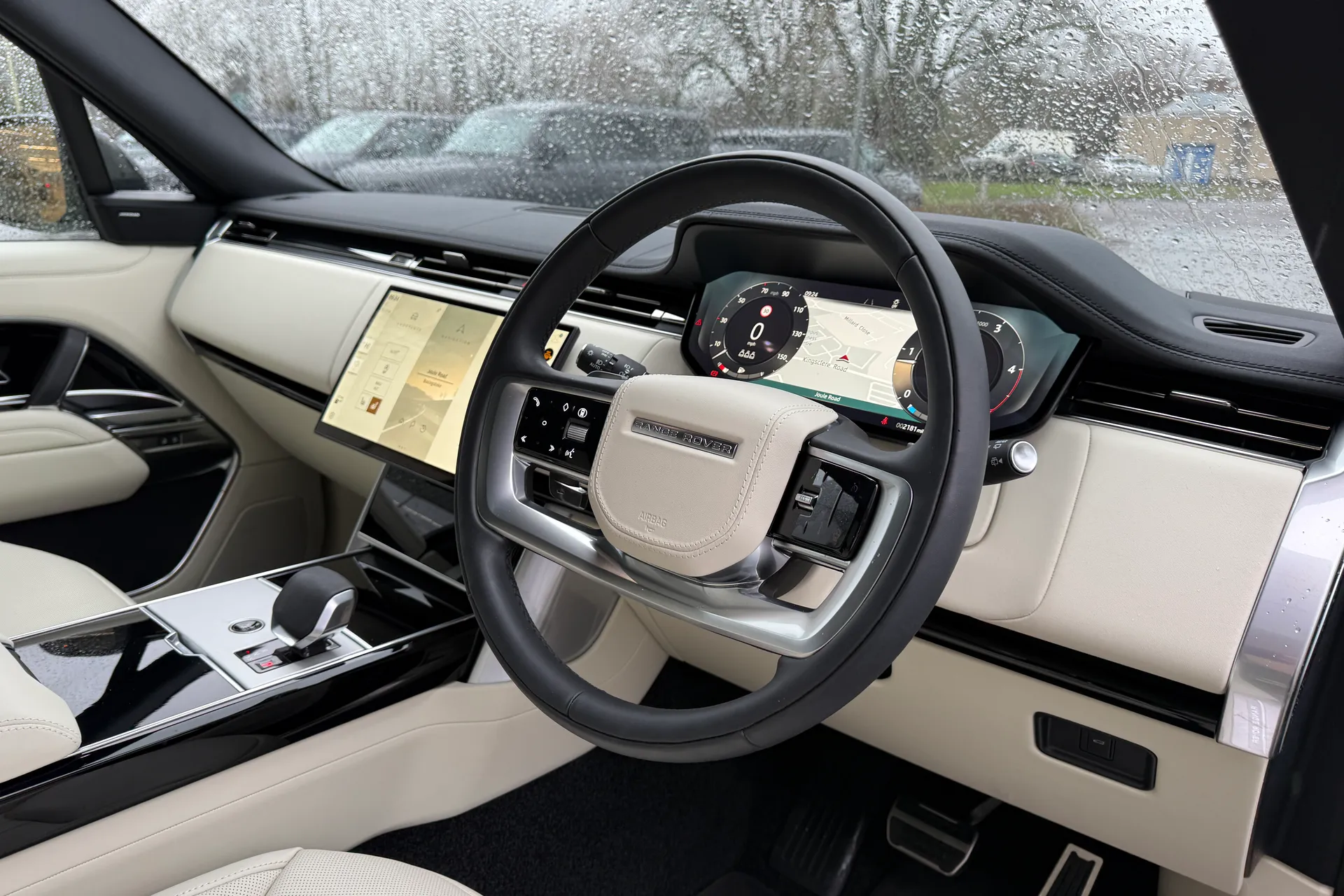 LAND ROVER RANGE ROVER thumbnail image number 31