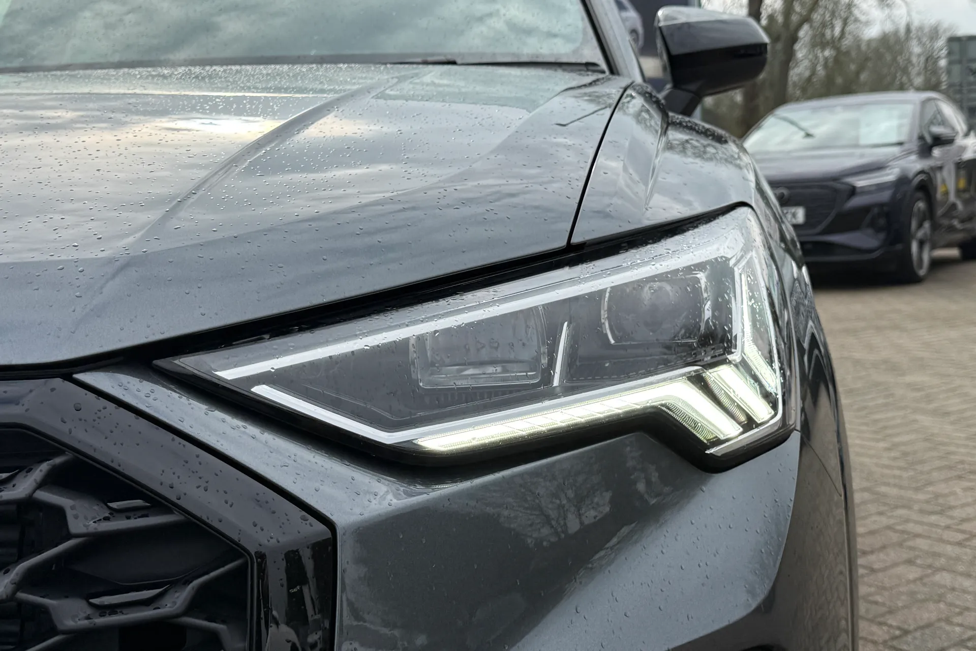 Audi Q3 thumbnail image number 50