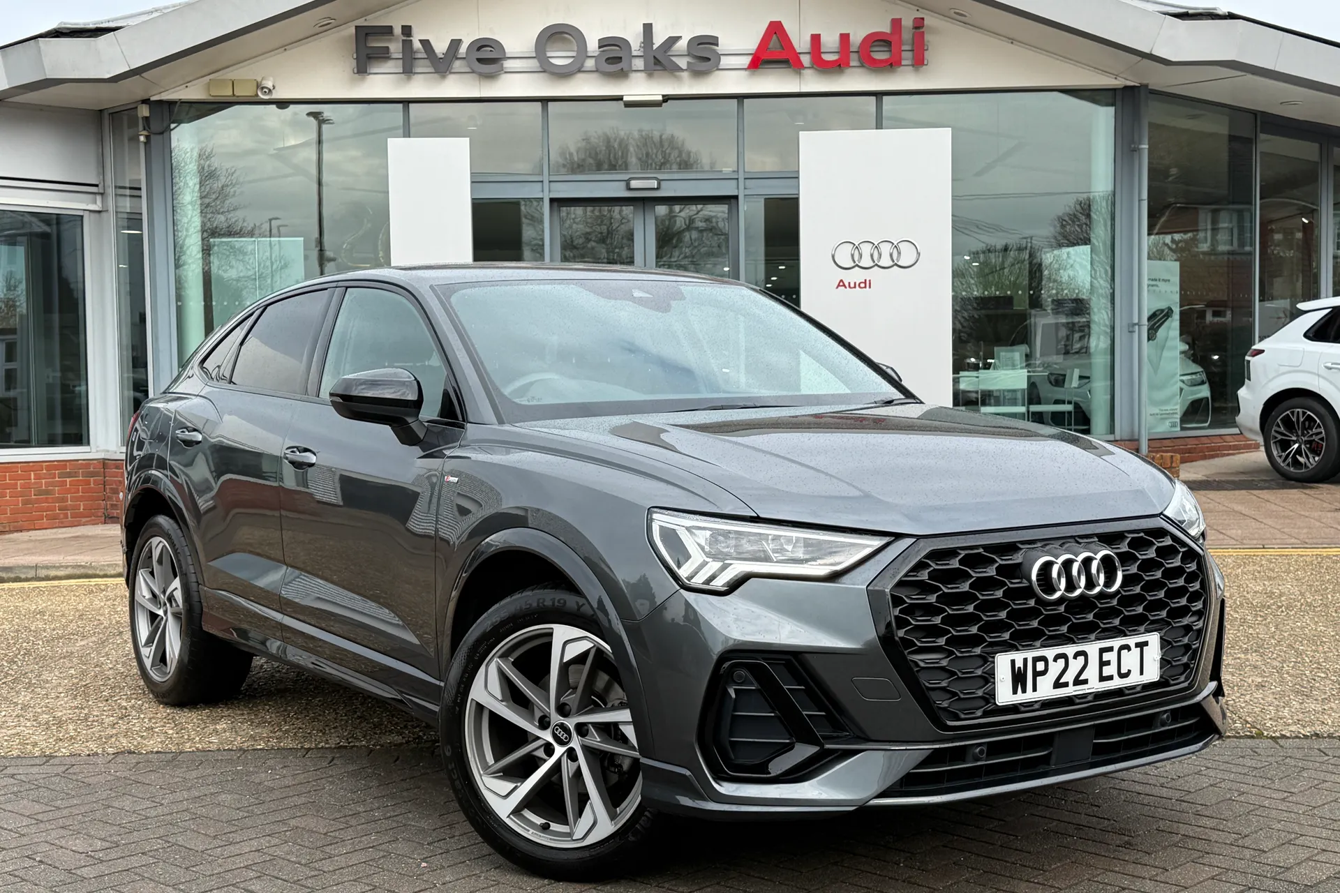 Audi Q3 focused image