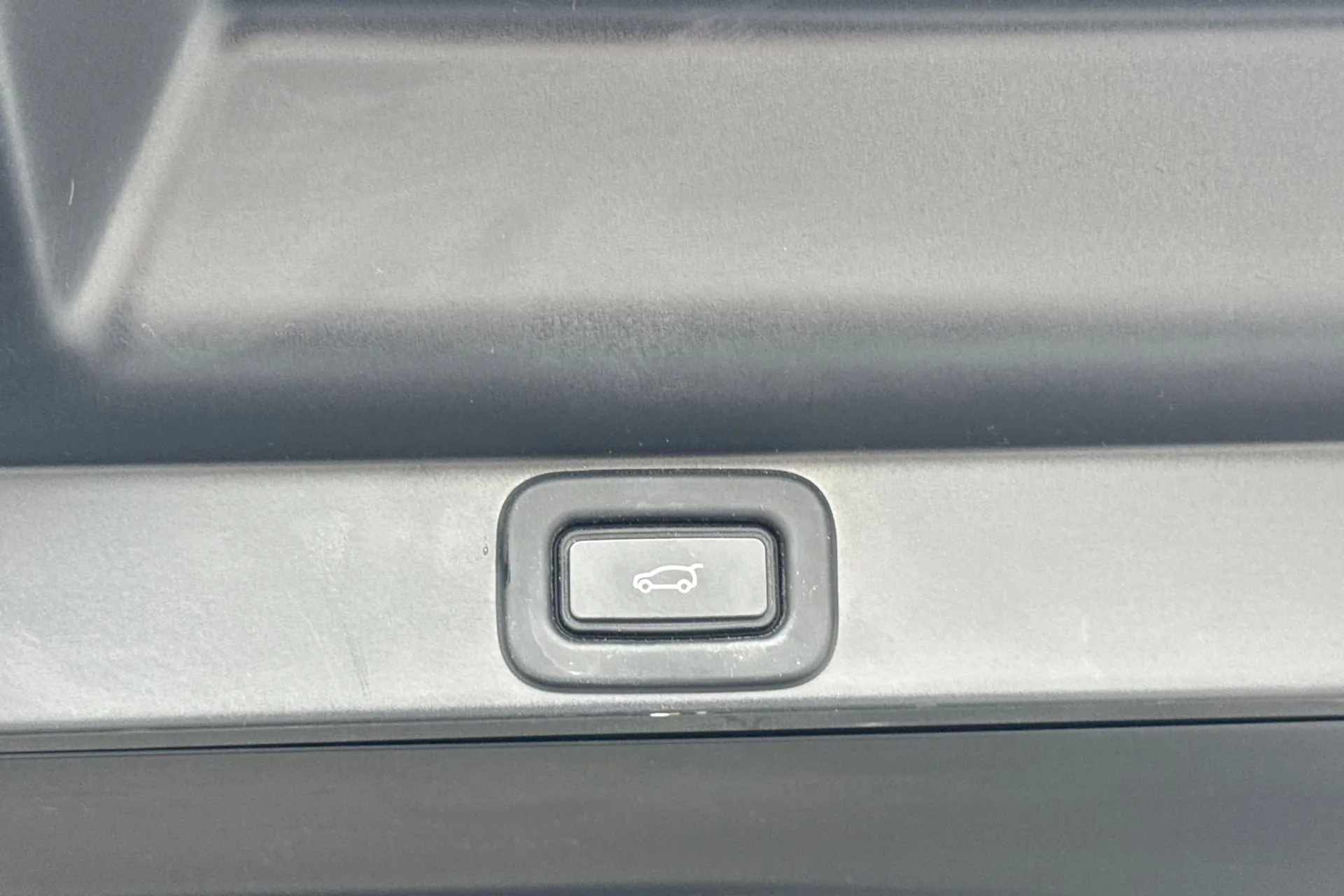 LAND ROVER RANGE ROVER thumbnail image number 45