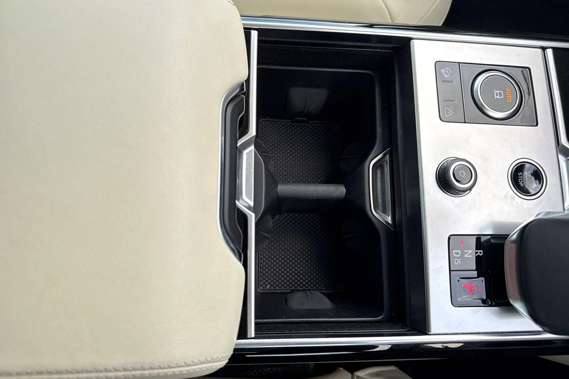 LAND ROVER RANGE ROVER thumbnail image number 63