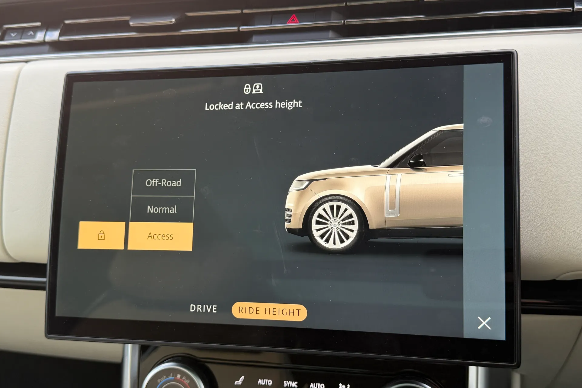 LAND ROVER RANGE ROVER thumbnail image number 19