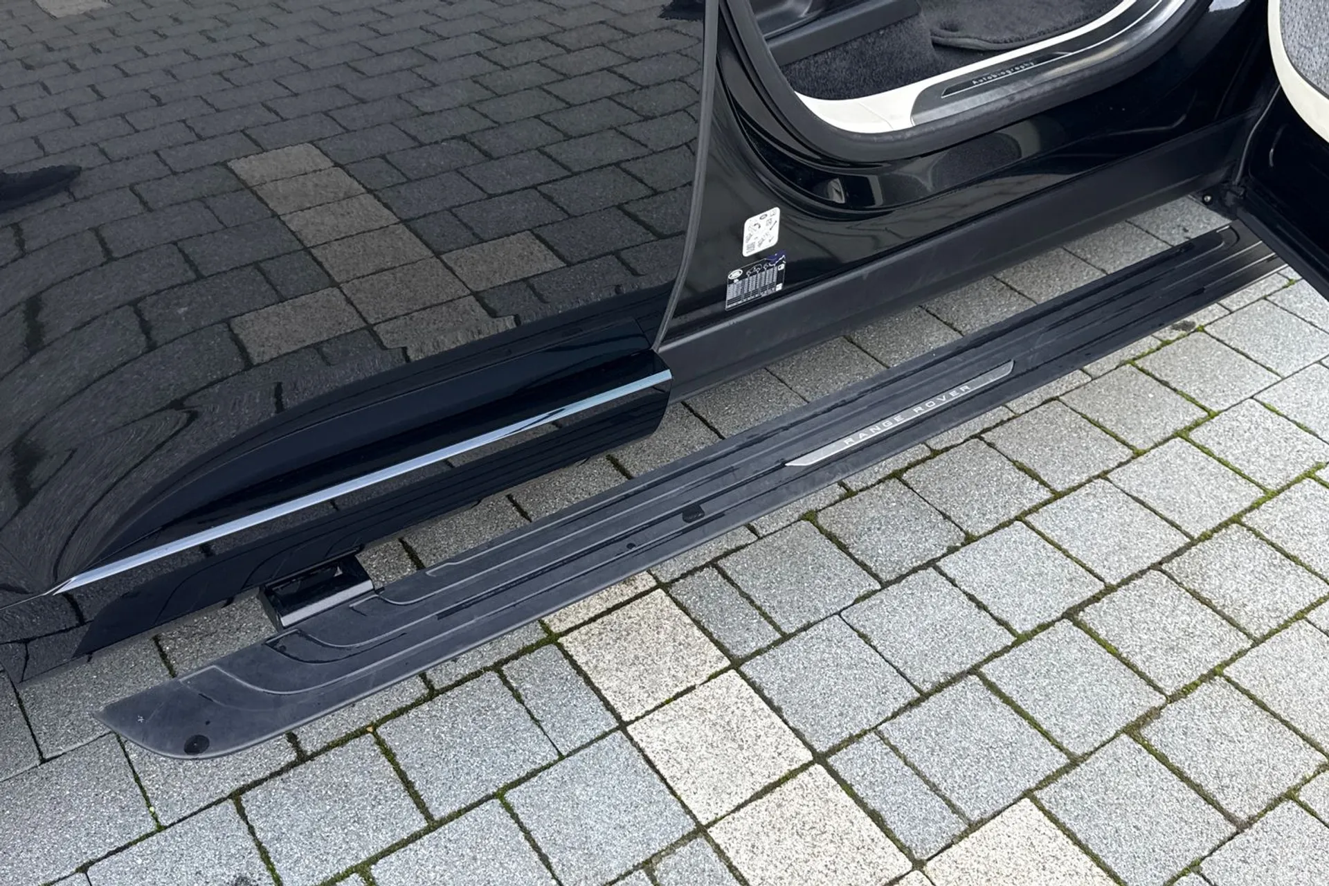 LAND ROVER RANGE ROVER thumbnail image number 31