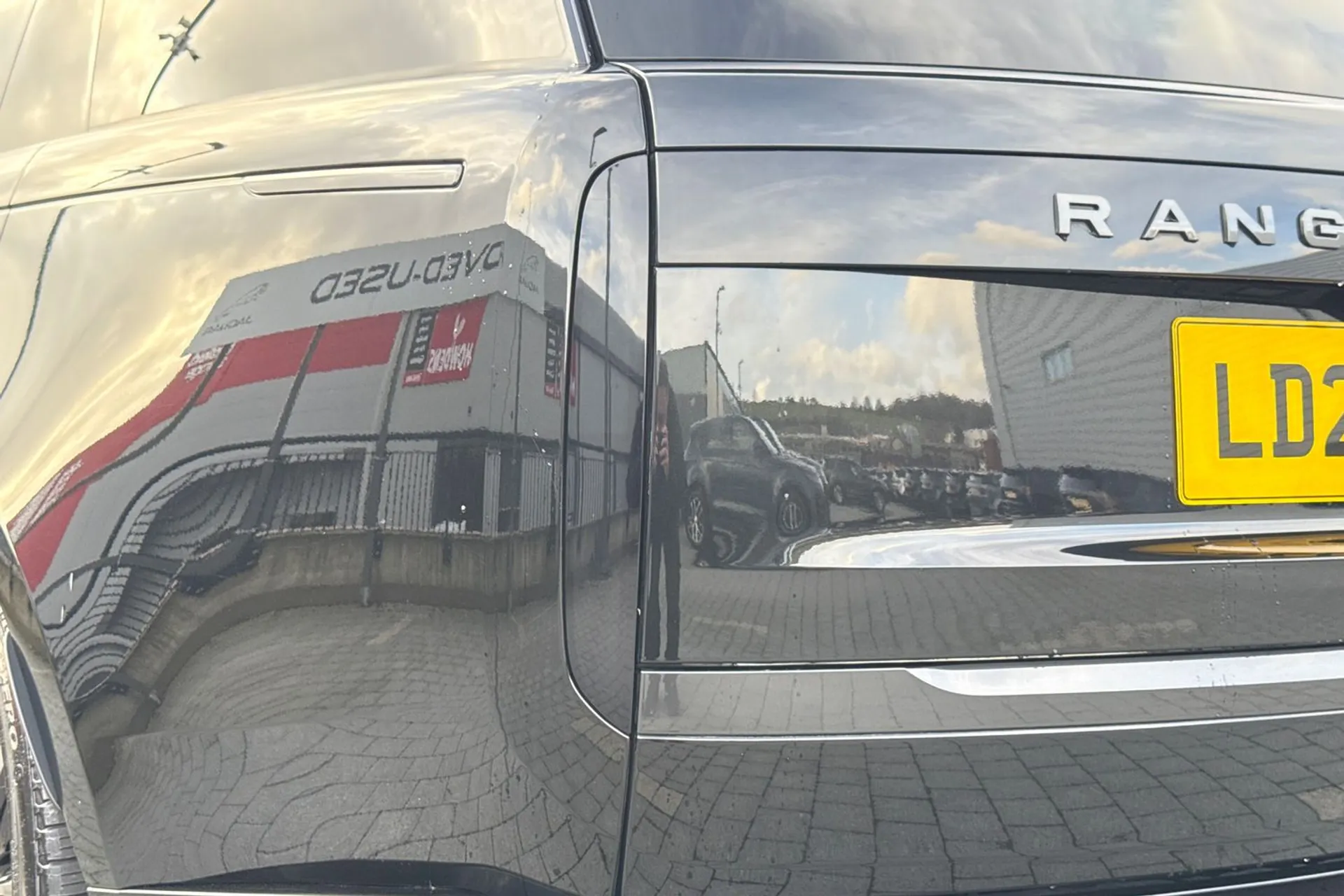 LAND ROVER RANGE ROVER thumbnail image number 42