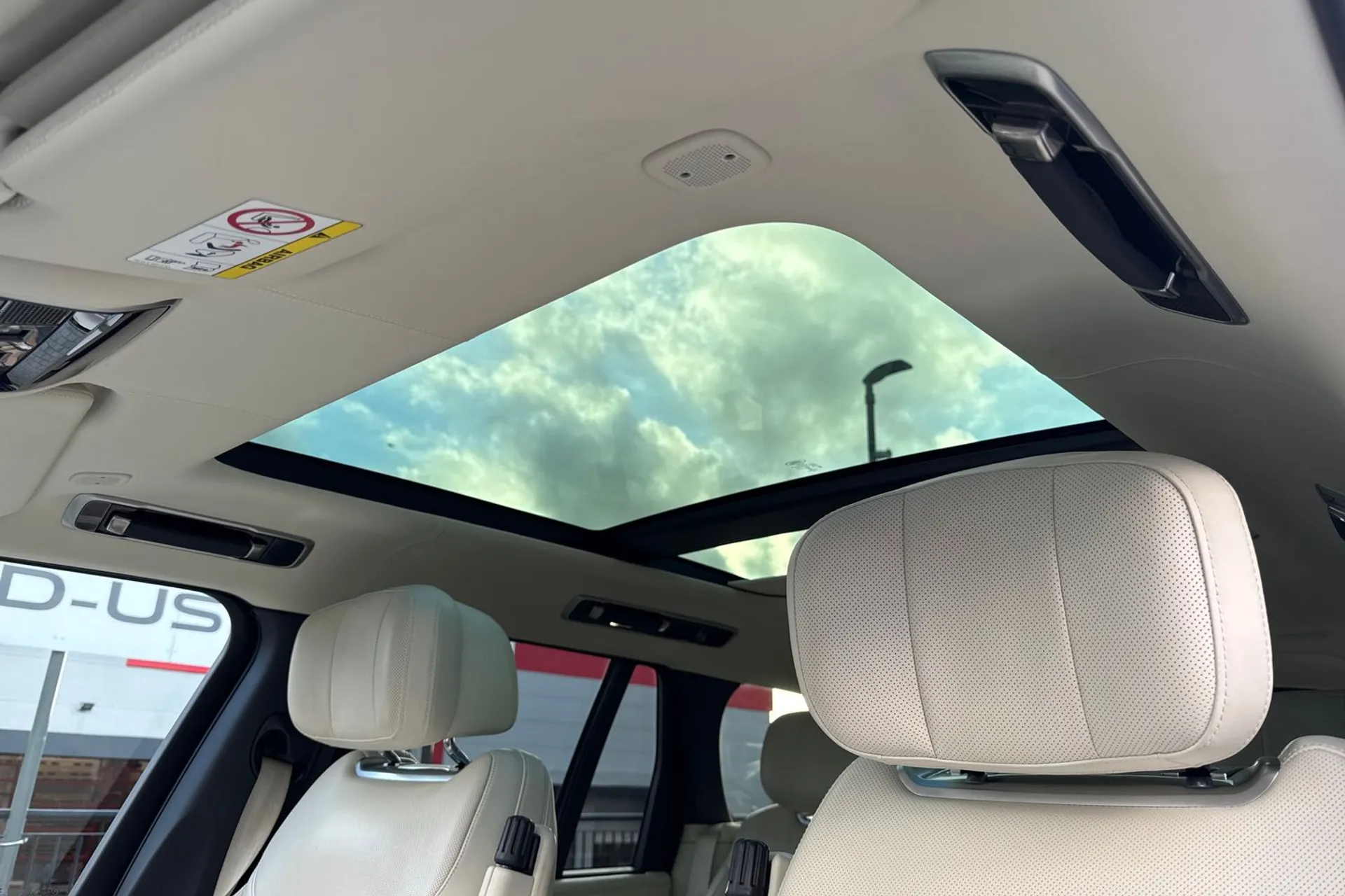 LAND ROVER RANGE ROVER thumbnail image number 59