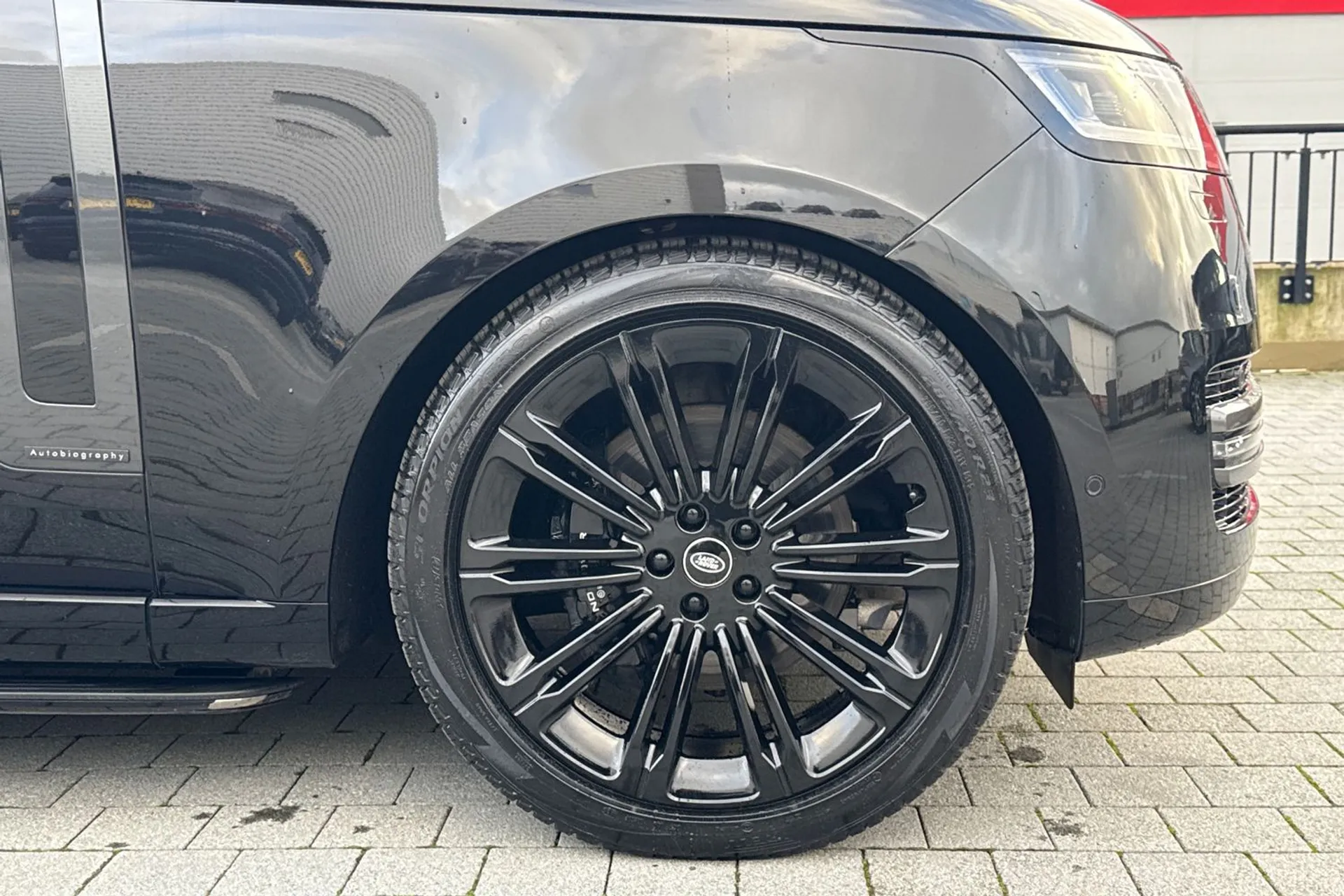 LAND ROVER RANGE ROVER thumbnail image number 18