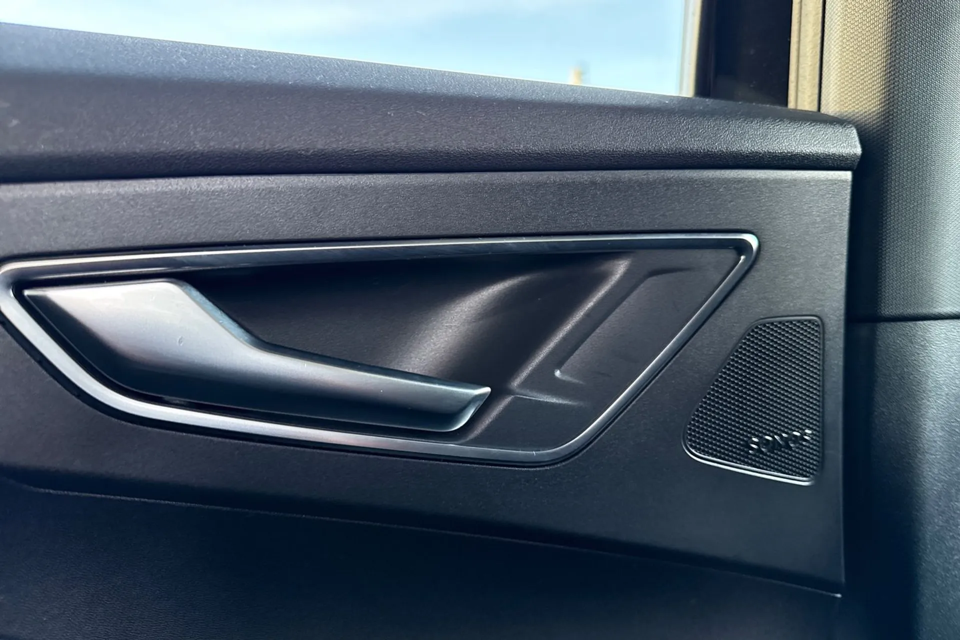 Audi Q4 thumbnail image number 27