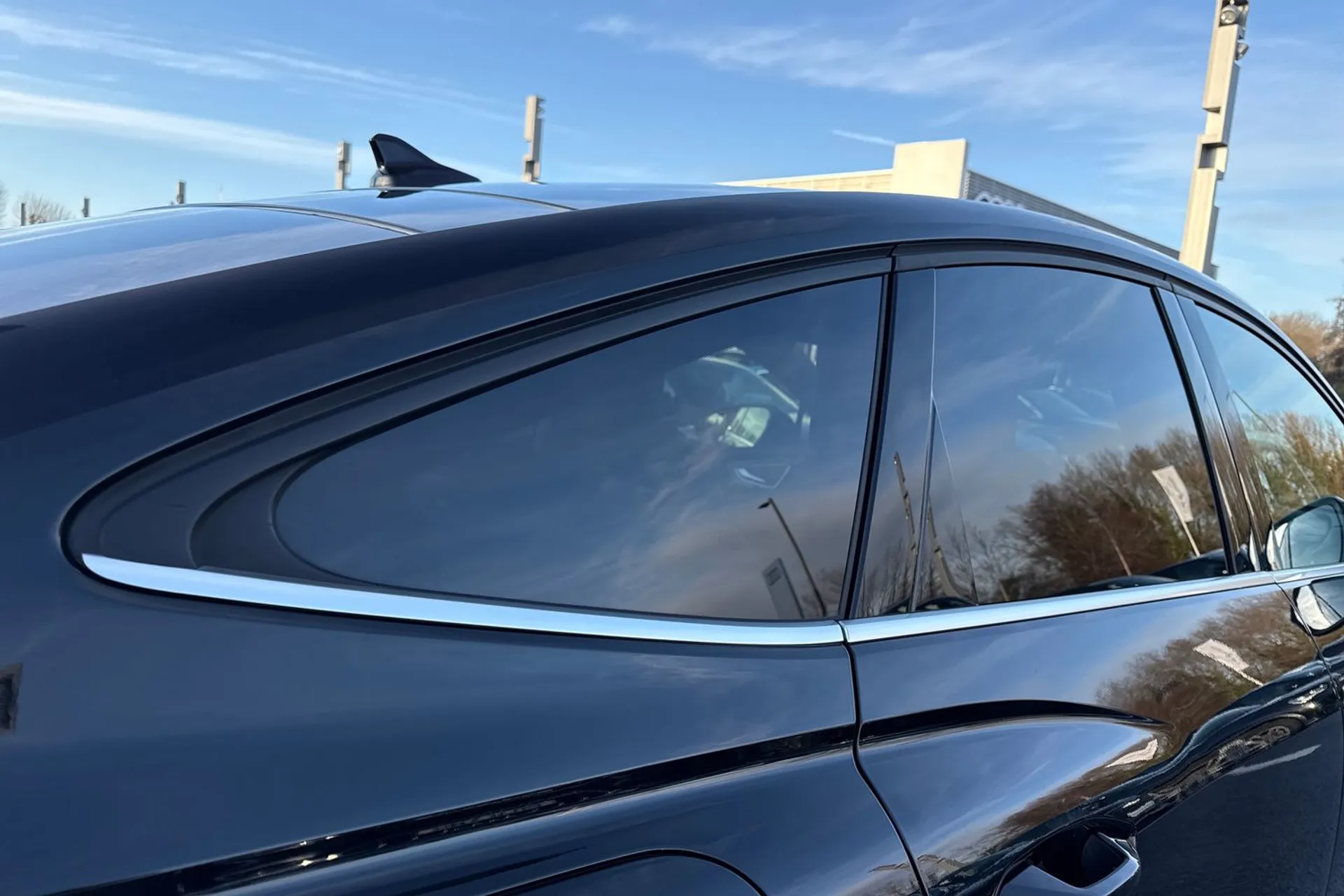 Audi Q4 thumbnail image number 24