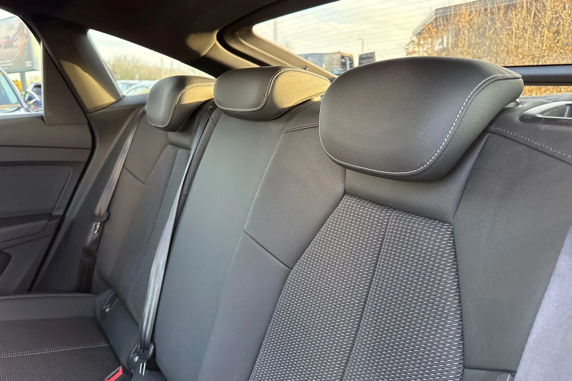 Audi Q4 thumbnail image number 46